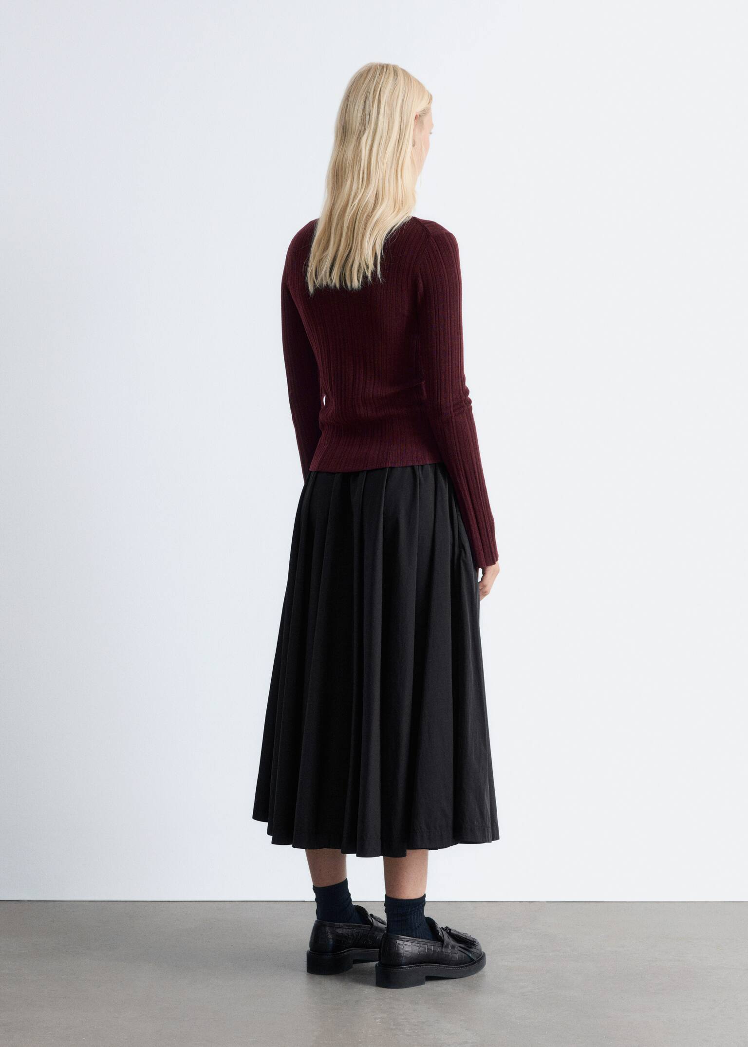 Rib-Knit Wool Boatneck Top - Dark Red/Dark Brown - 4