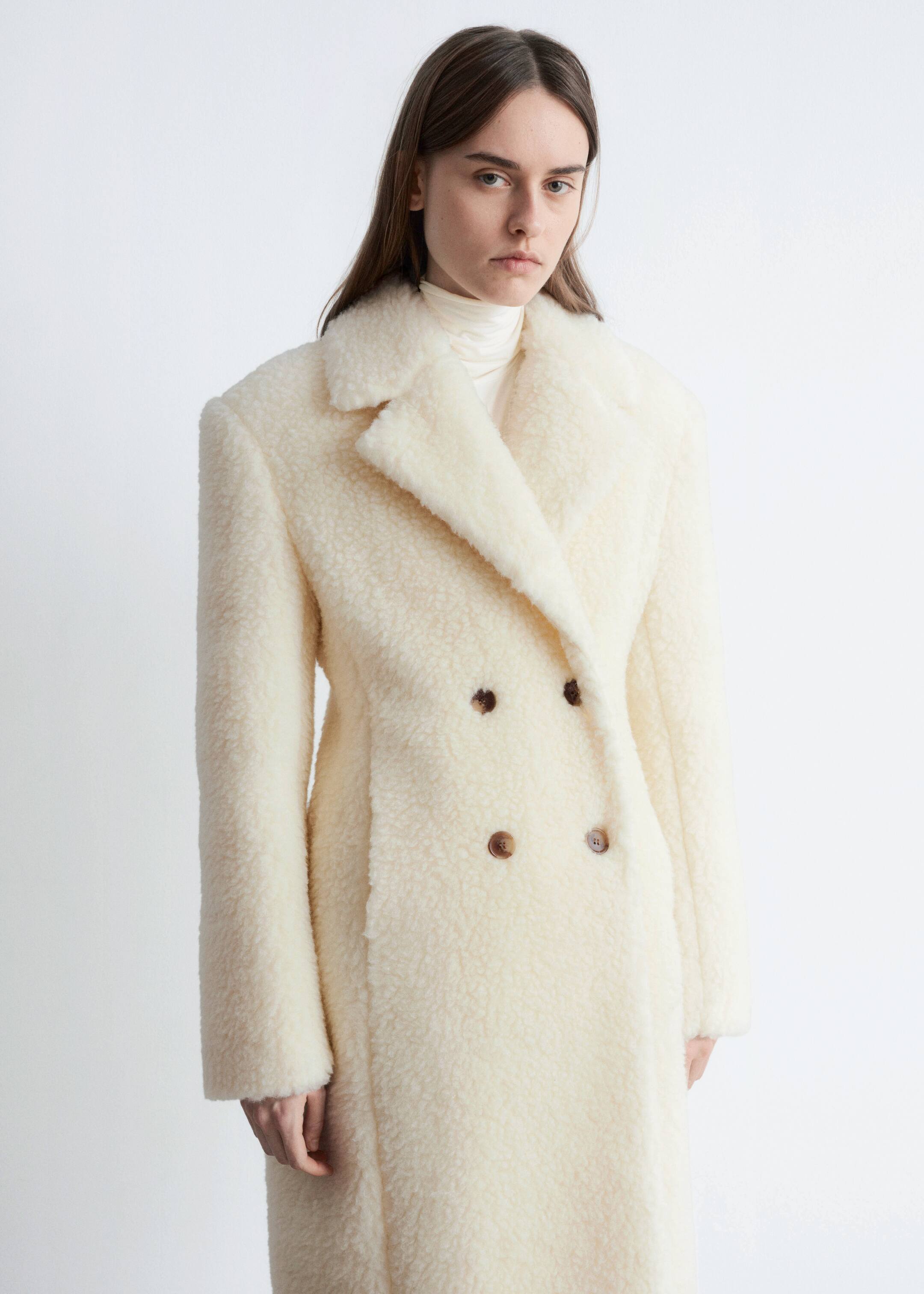 Näytä suurempi kuva: Maksipituinen shearling-villakangastakki - Valkoinen - NAISET | H&M FI 2