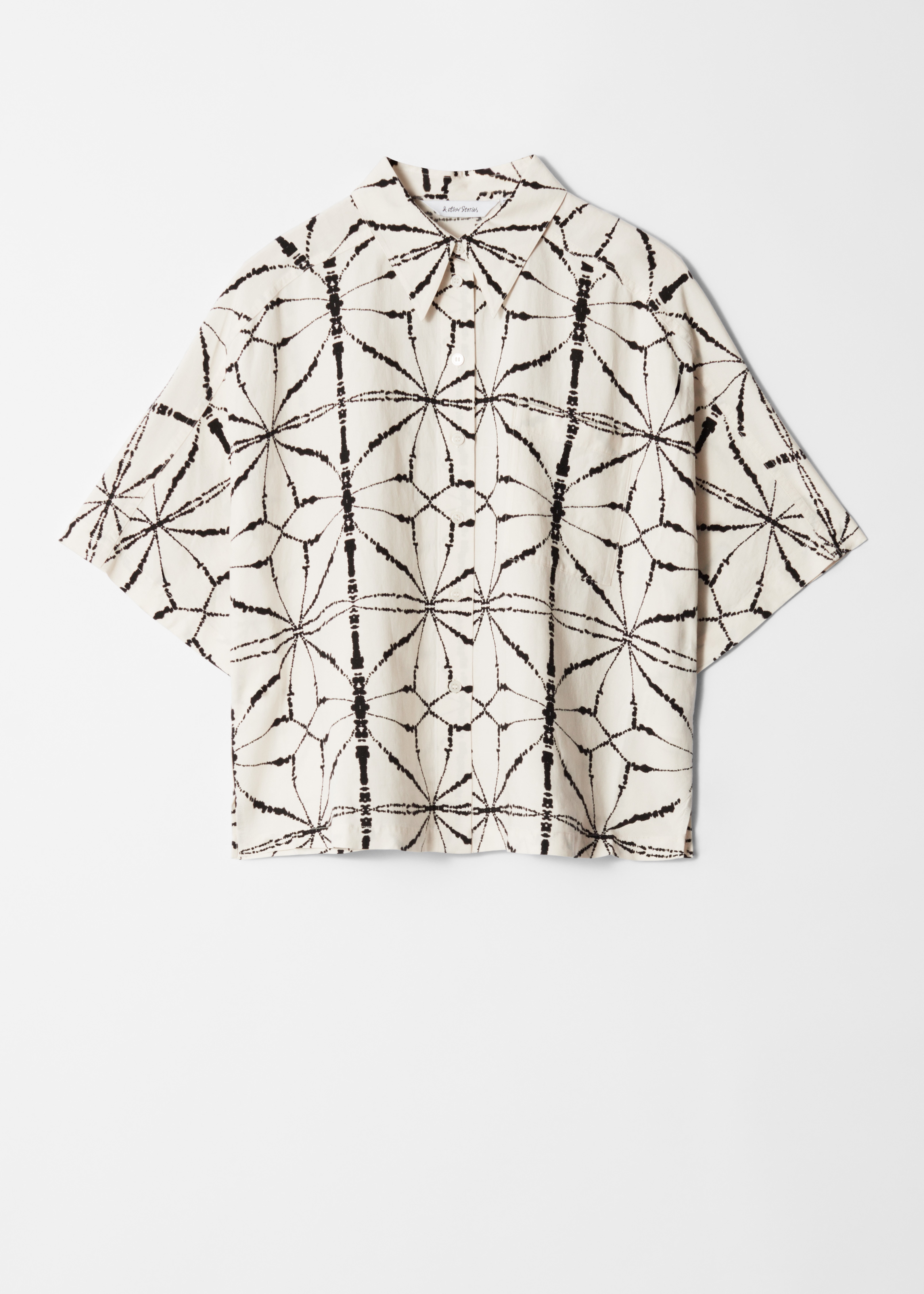 Camisa de manga corta - Estampado sobre blanco