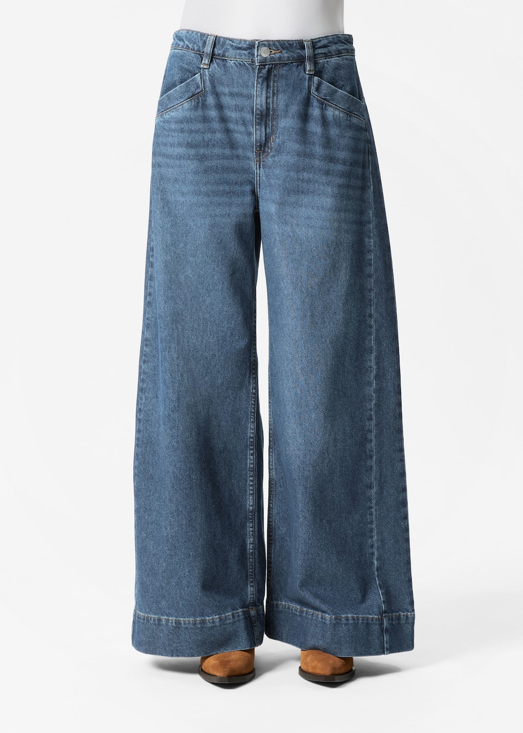Image of Long Wide-Leg Jeans