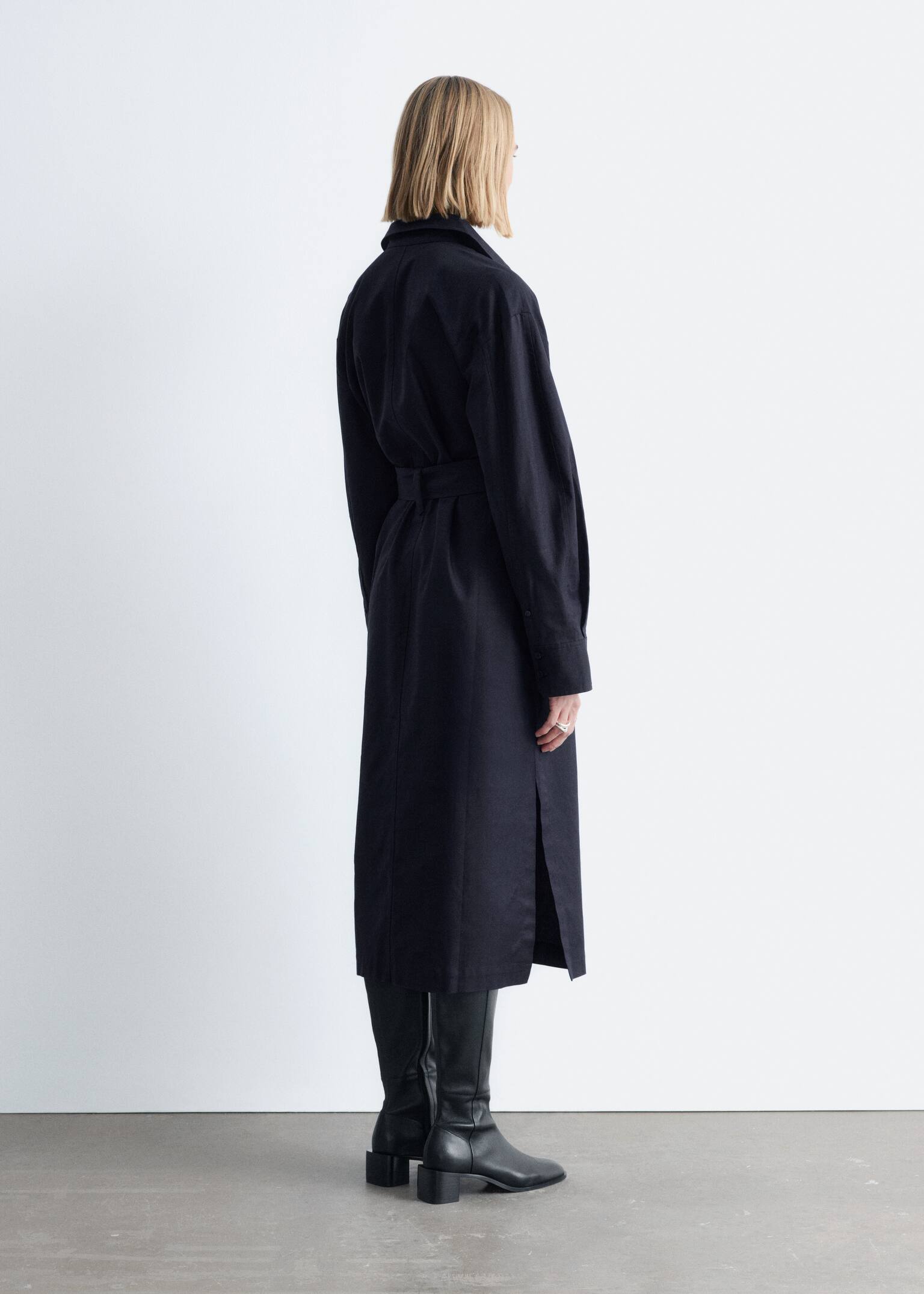 Midikleid mit Gürtel - Navyblau/Braun - 5