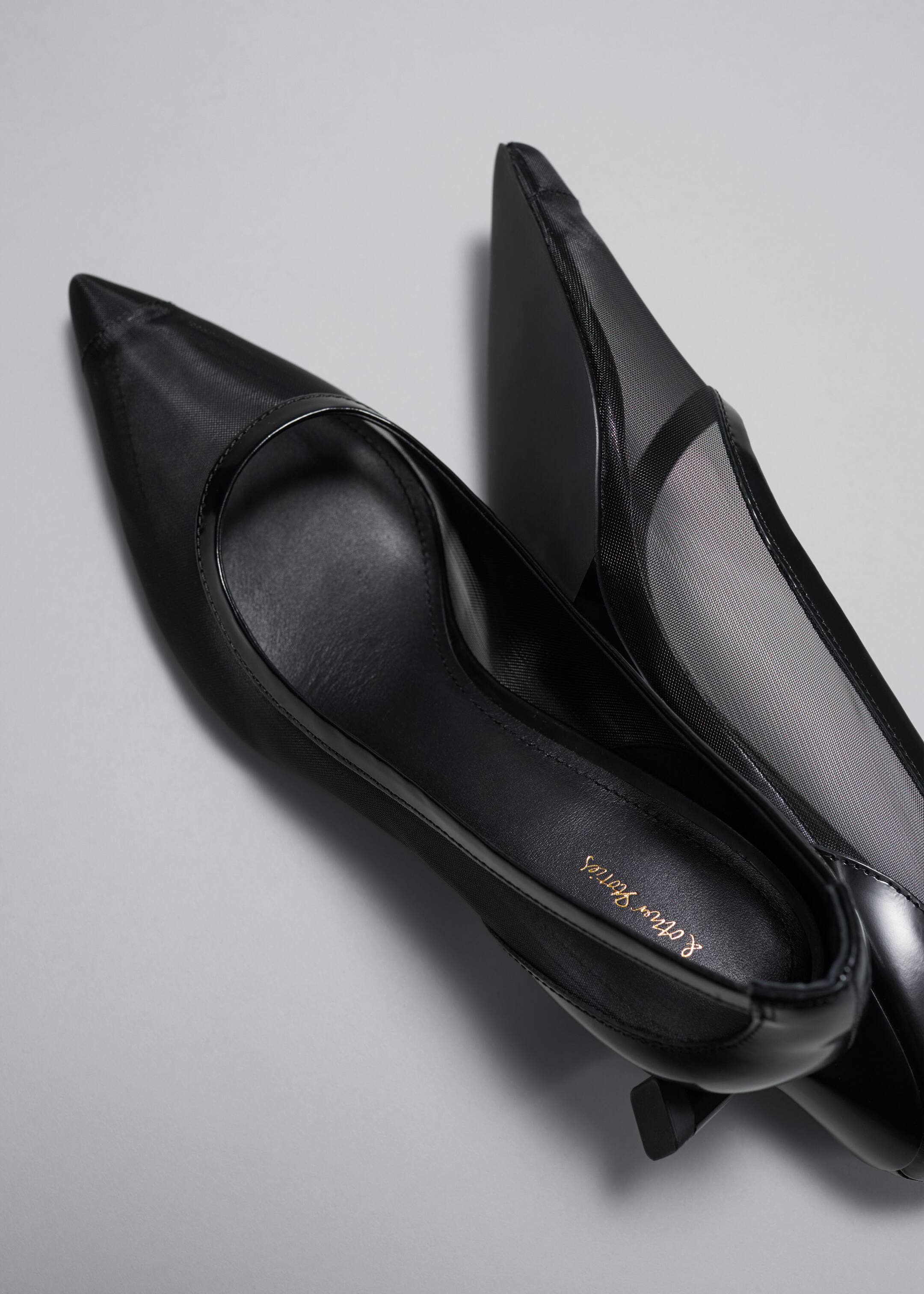 Zobacz większy obraz: Spiczaste czółenka - Czarny - ONA | H&M PL 2