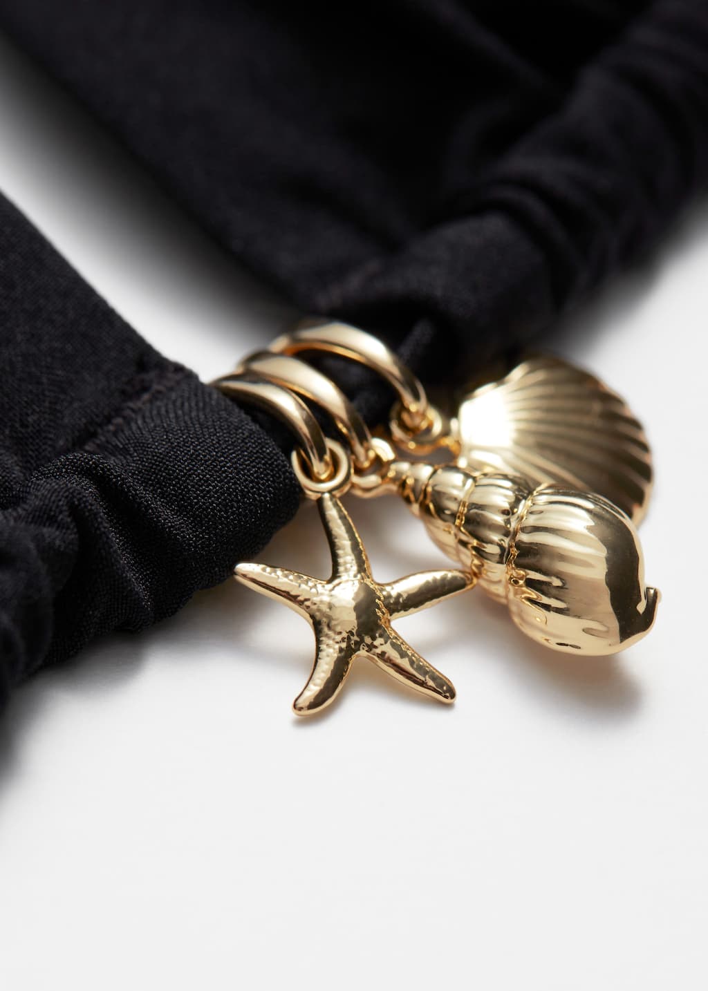 Image of Triangel-Bikinioberteil mit Anhänger