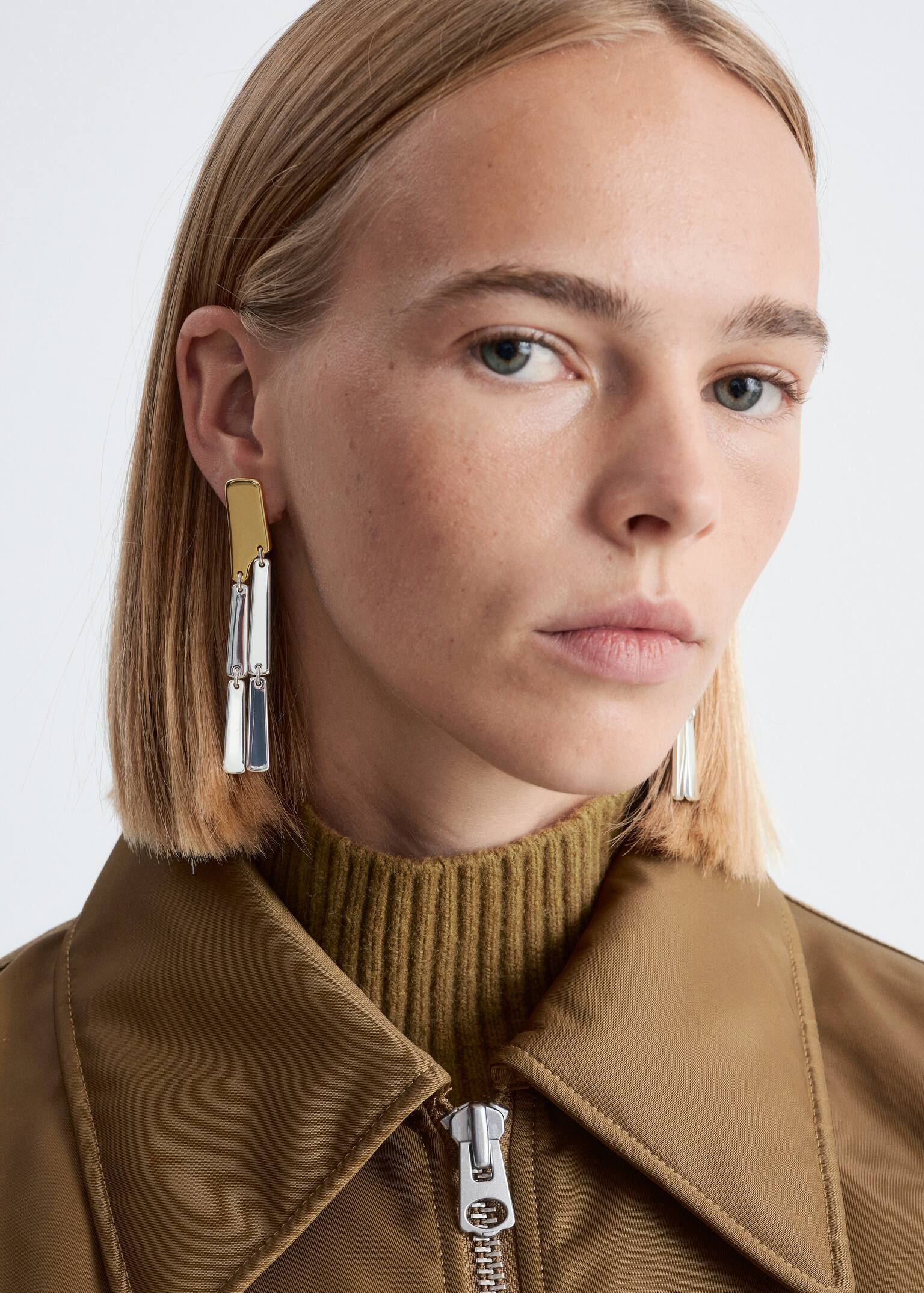 Two-Toned Pendant Earrings - Silver/Gold