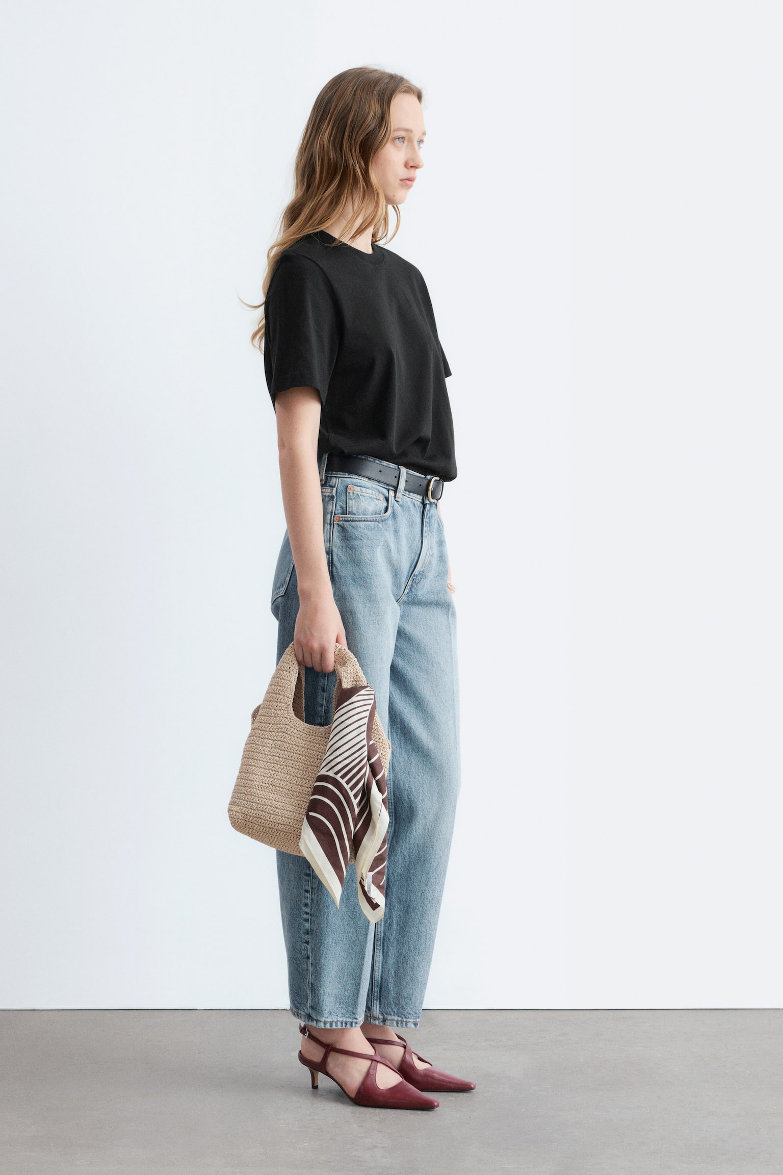 T-paita pyöreällä pääntiellä - Musta/Beige/Valkoinen - 5