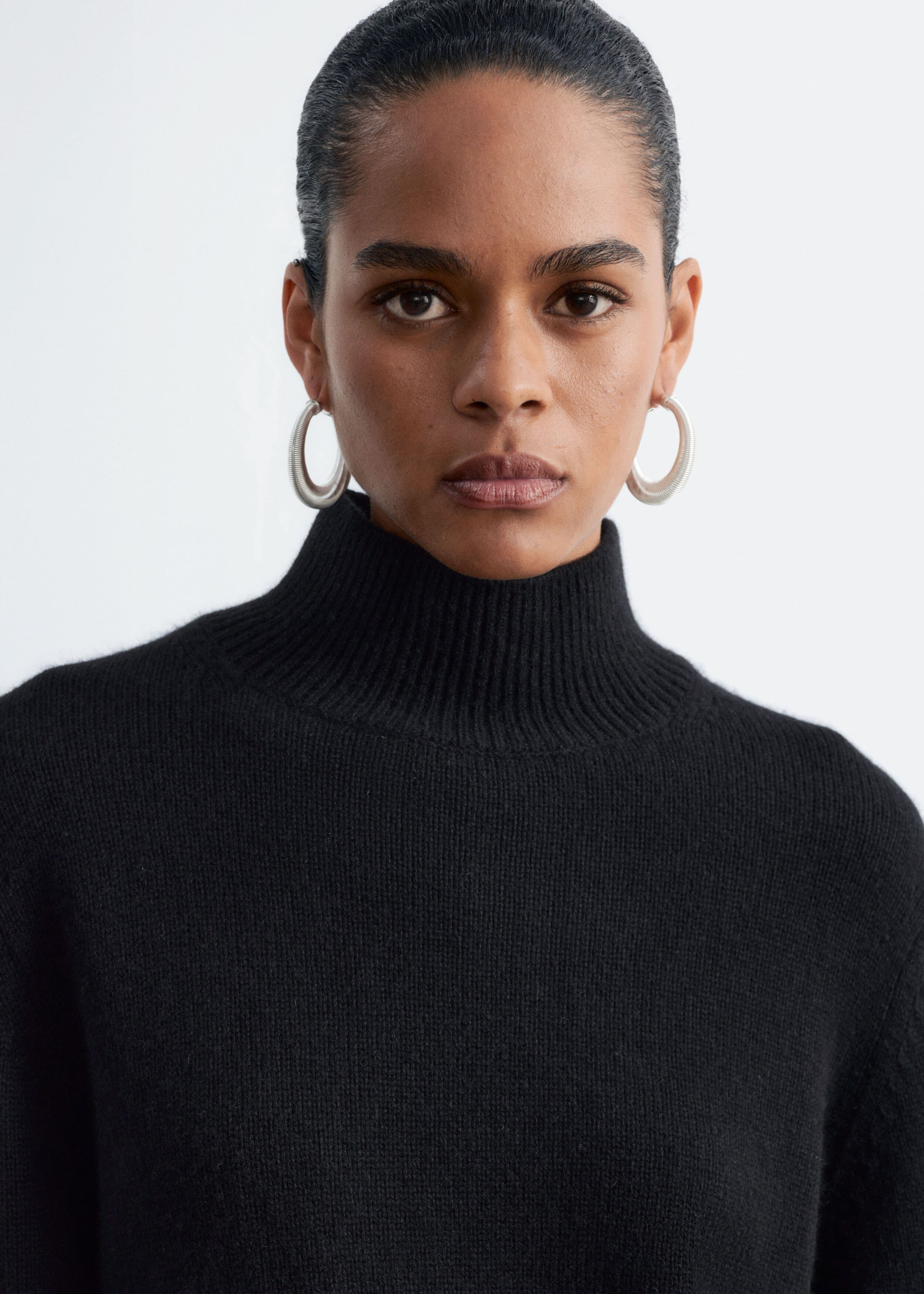 Wool-Cashmere Mock Neck Jumper - Black - Lookbook