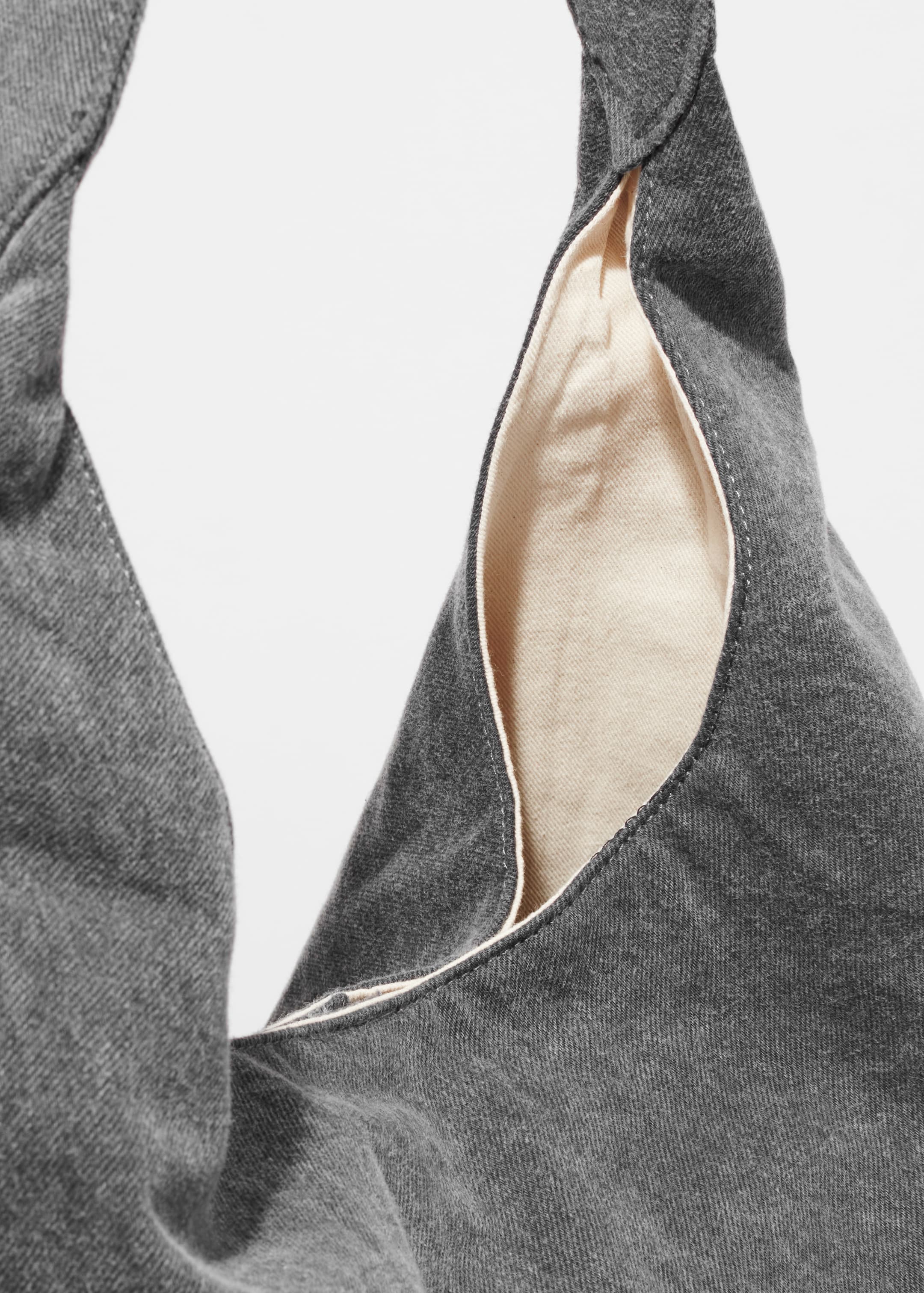 Visa större bild: Väska i tvättad denim - Grå - DAM | H&M SE 5