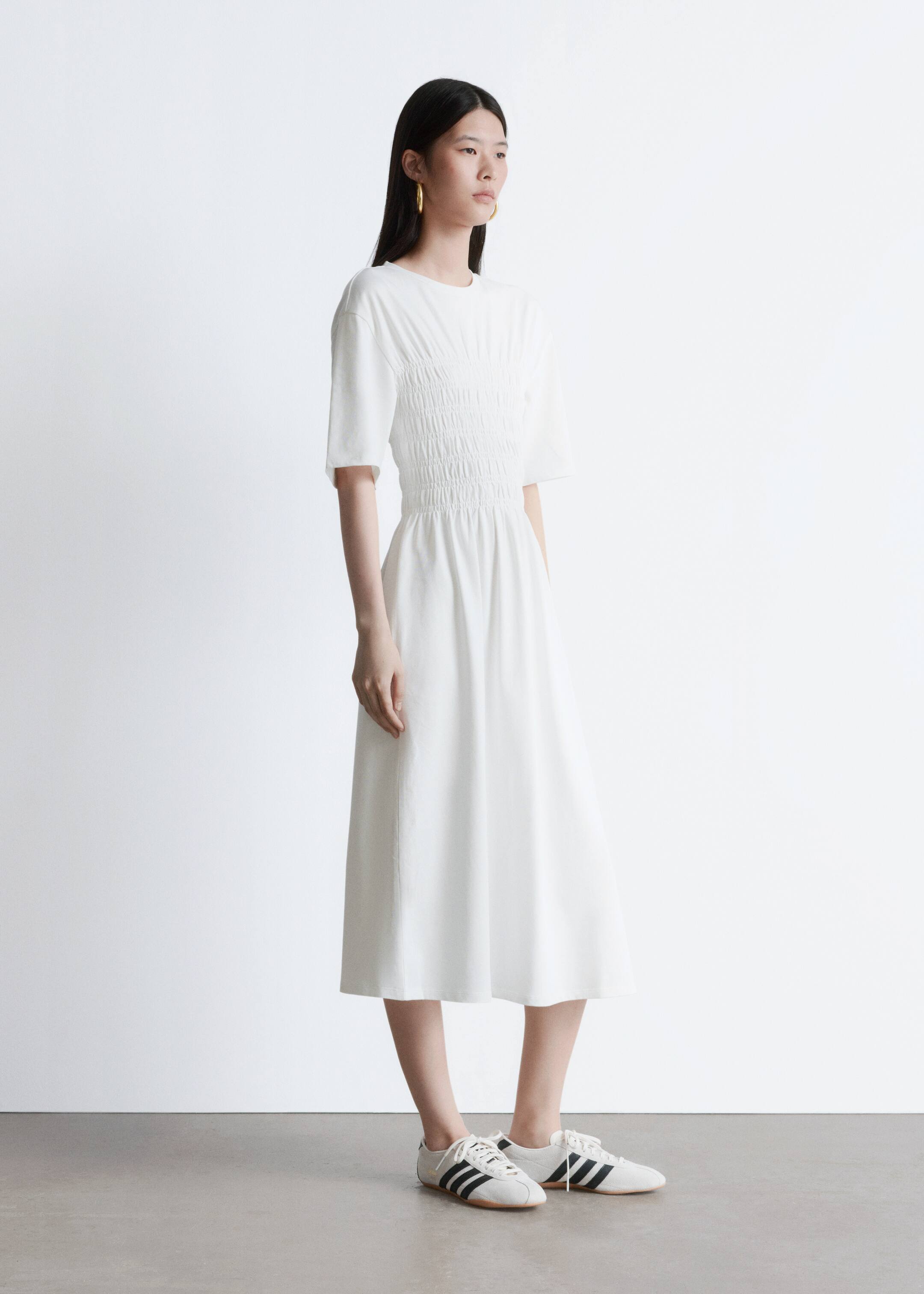 Zobacz większy obraz: Marszczona sukienka midi - Biały - ONA | H&M PL 4