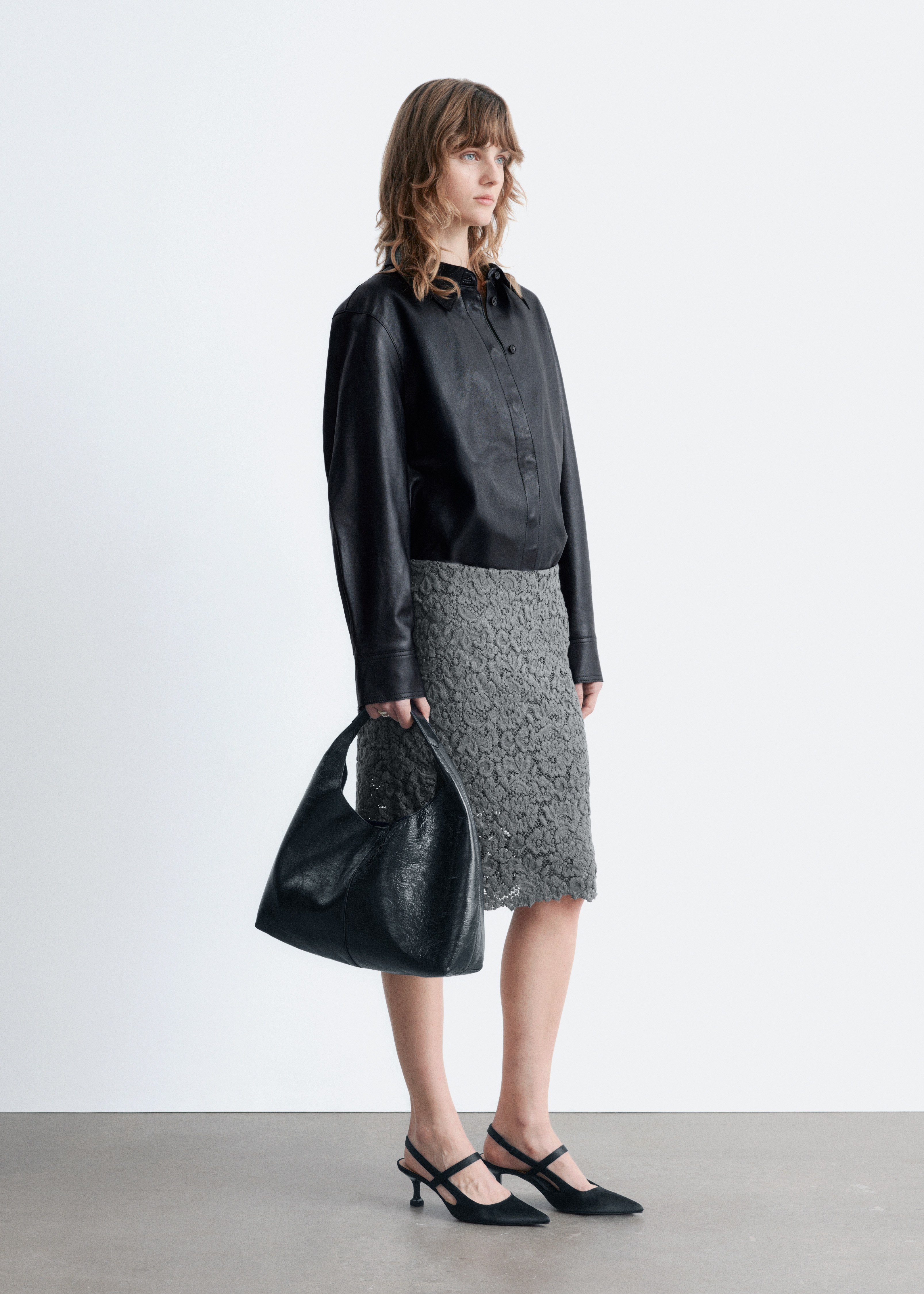 Midi blyantskjørt med blonder - Mørkegrå