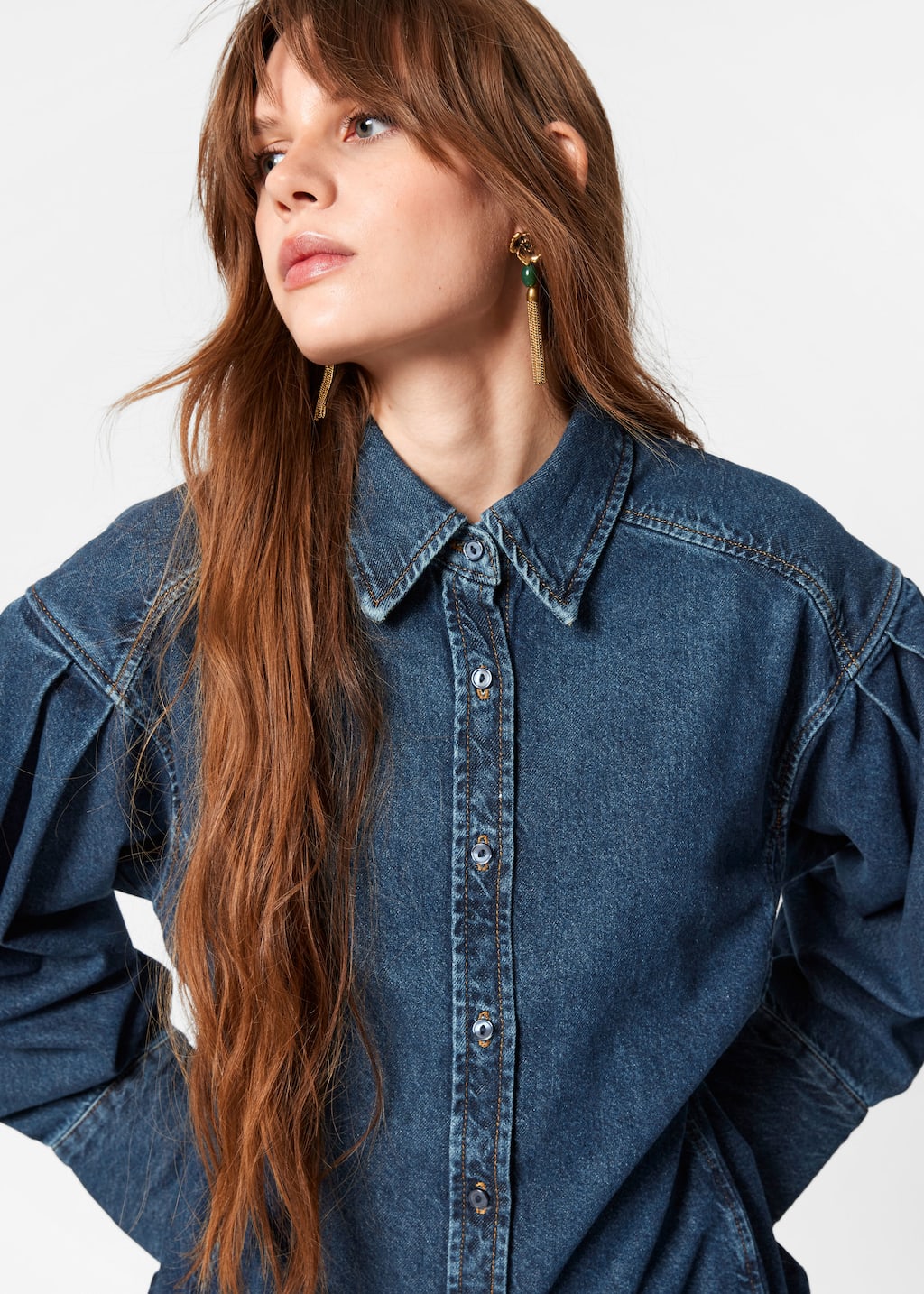 Image of Camisa vaquera de corte entallado