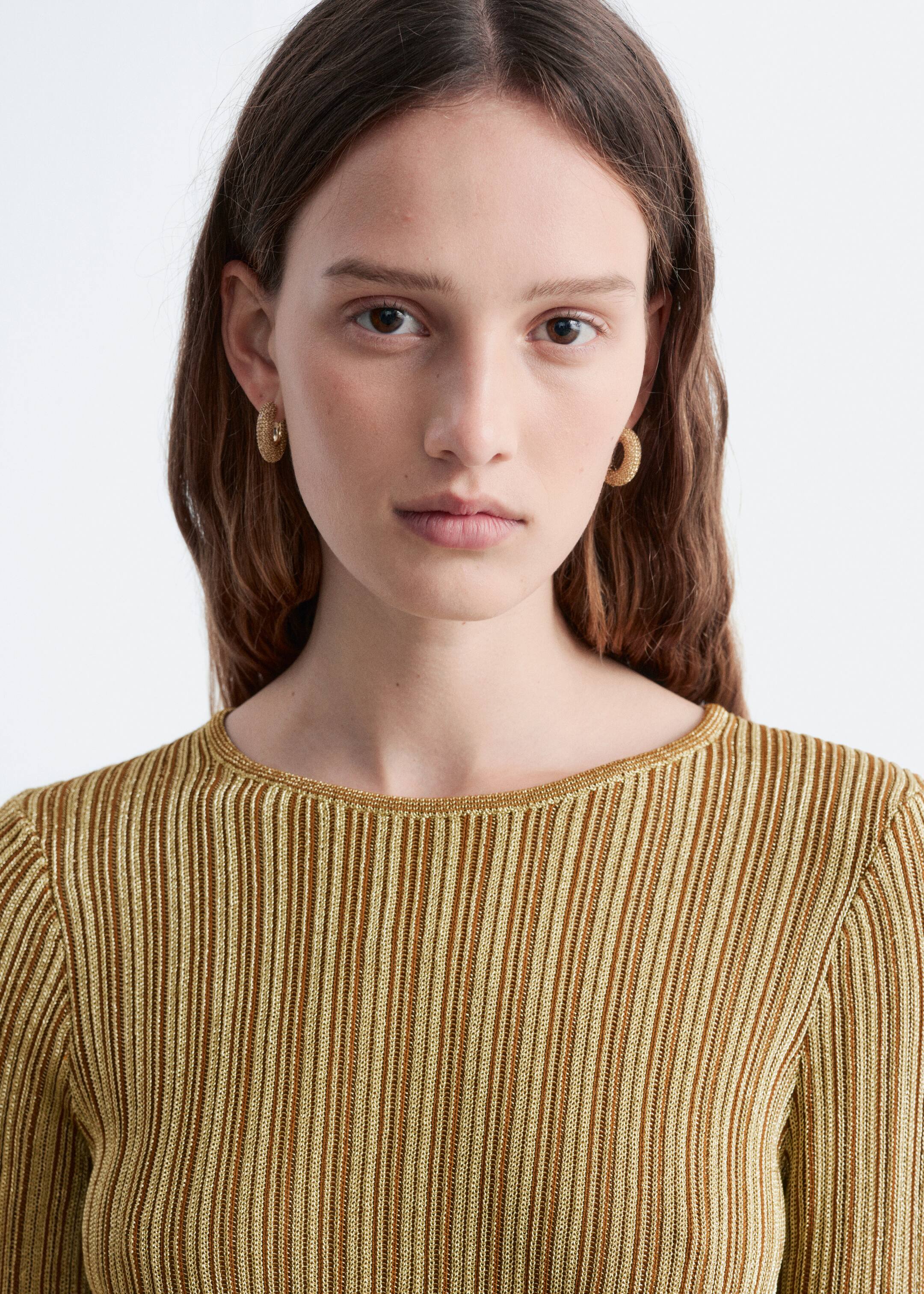 Agrandir l'image: Robe courte en maille côtelée à manches longues - Doré - FEMME | H&M CH 2