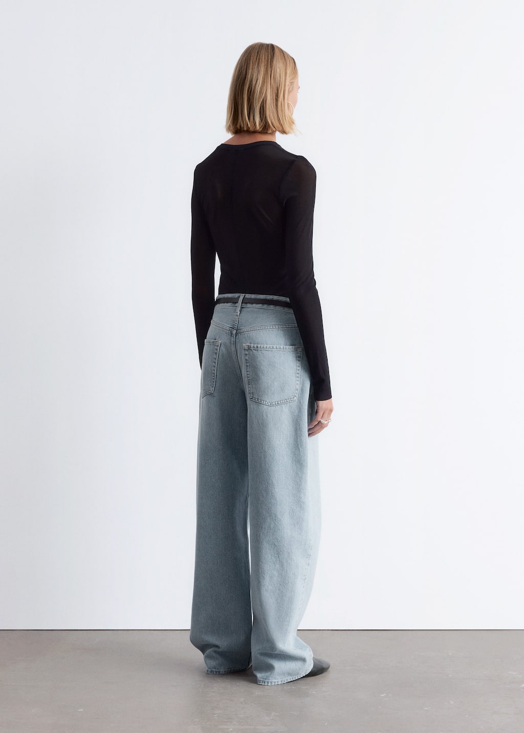 Image of Jeans med avsmalnande ben