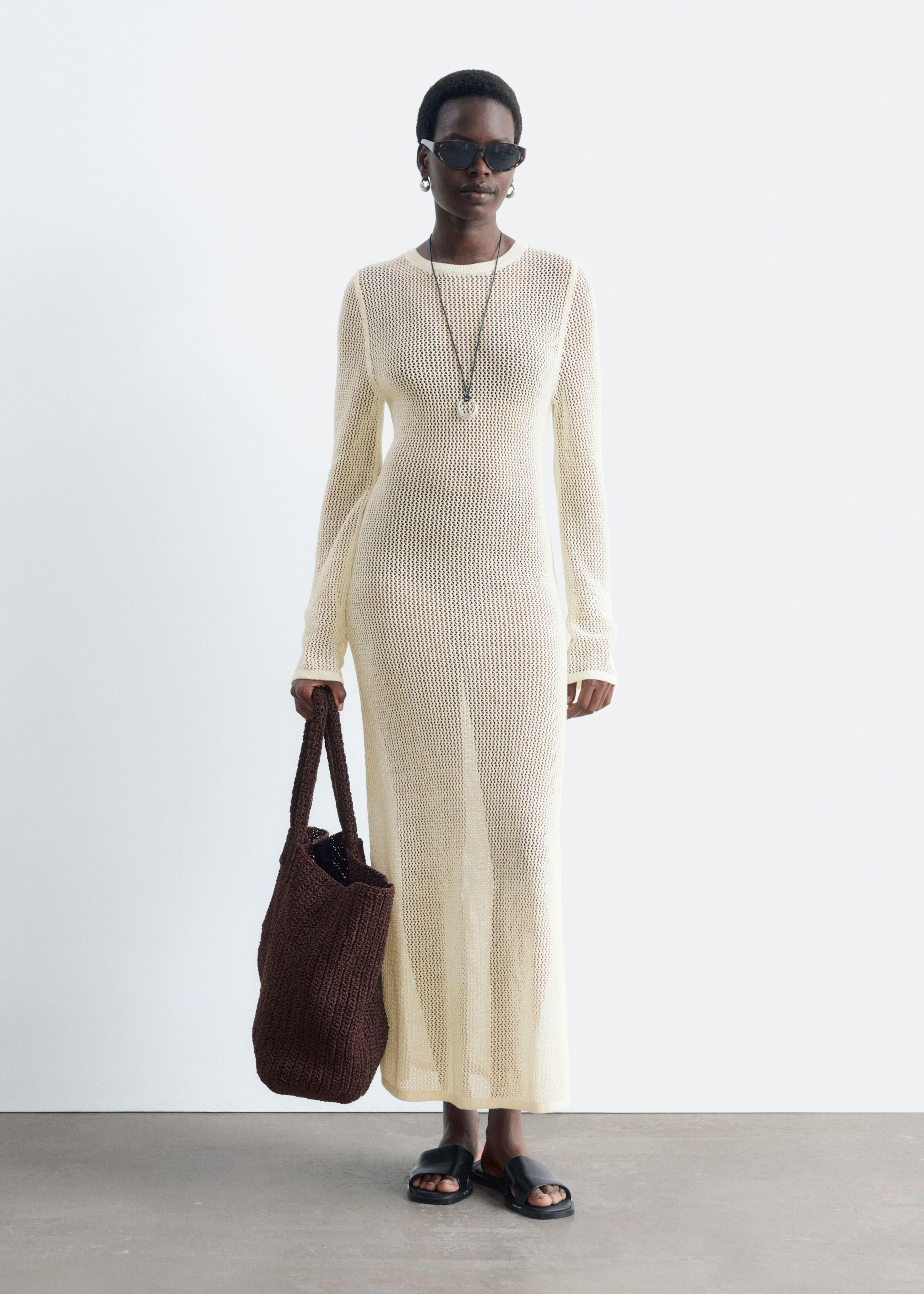 Baumwollkleid mit Lochstrickmuster - Weiß - Stillleben