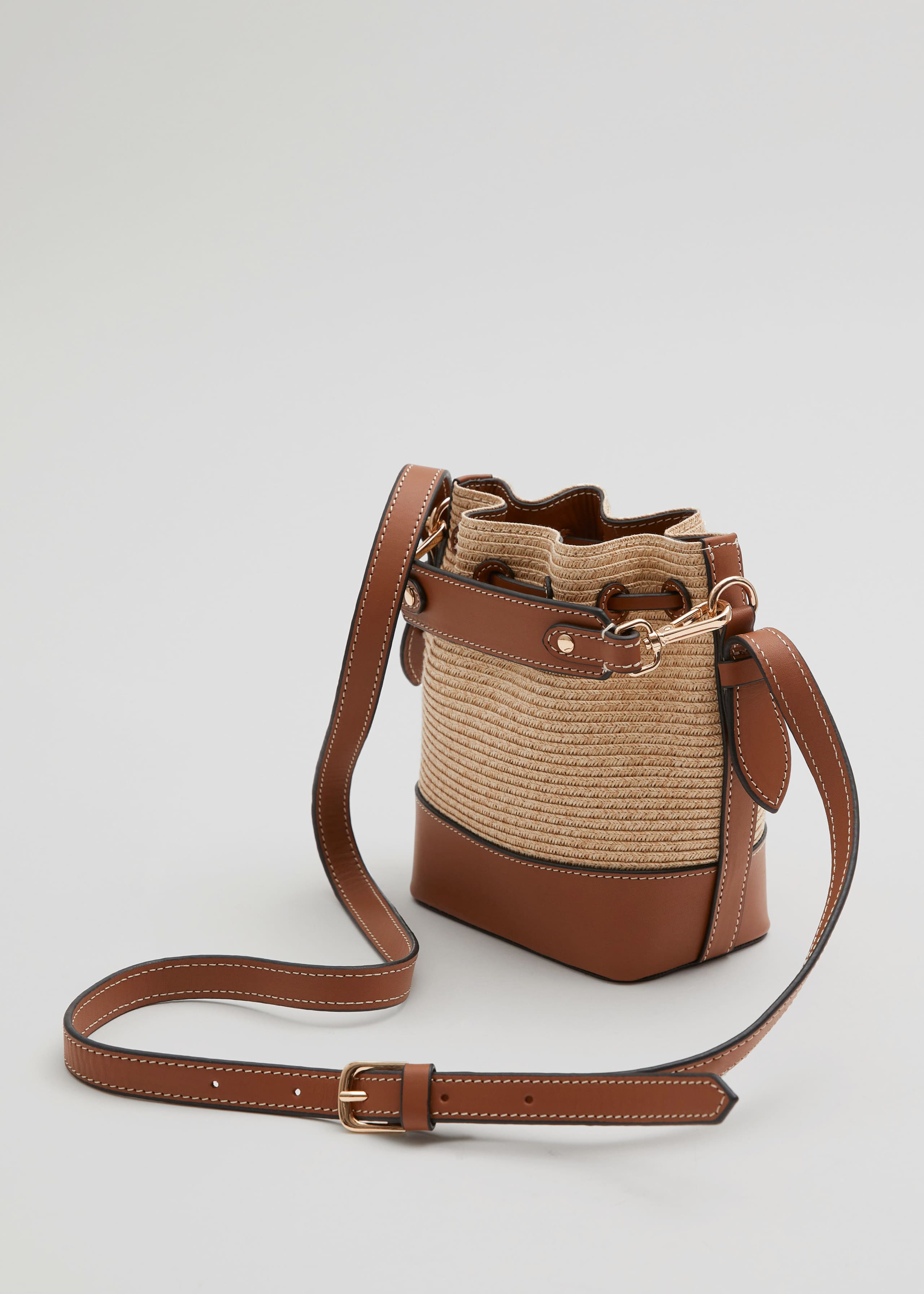 SmallLeatherTrimmedStrawBucket - Ecru - Natura morta