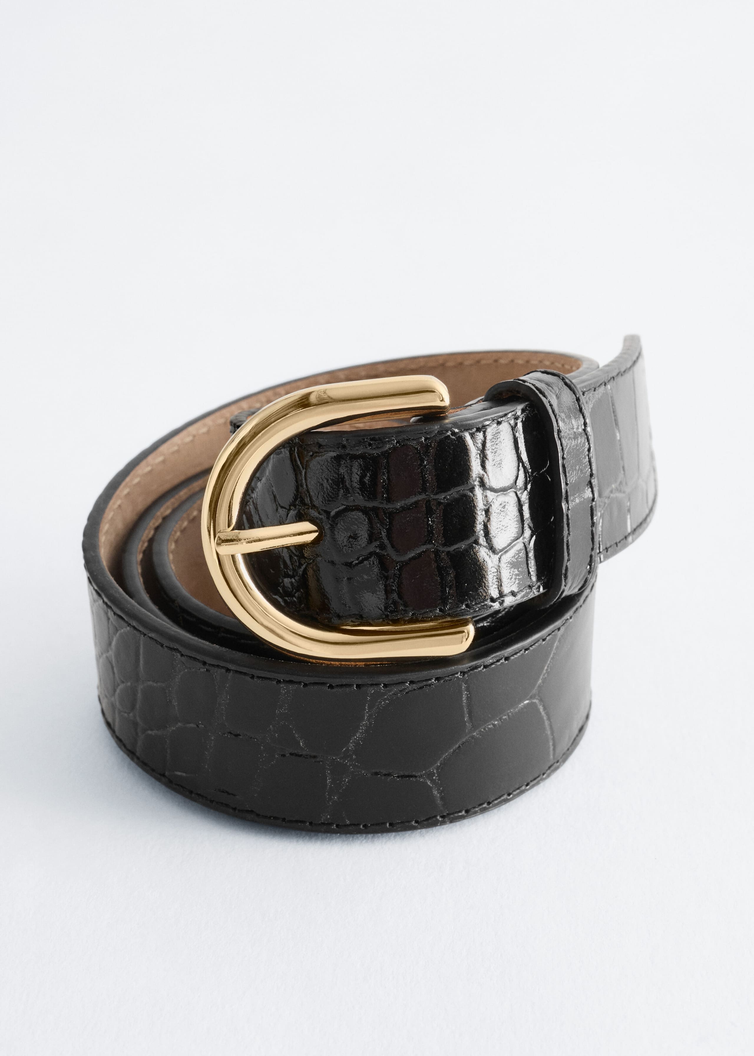 Classic Leather Belt - Black - Still Life