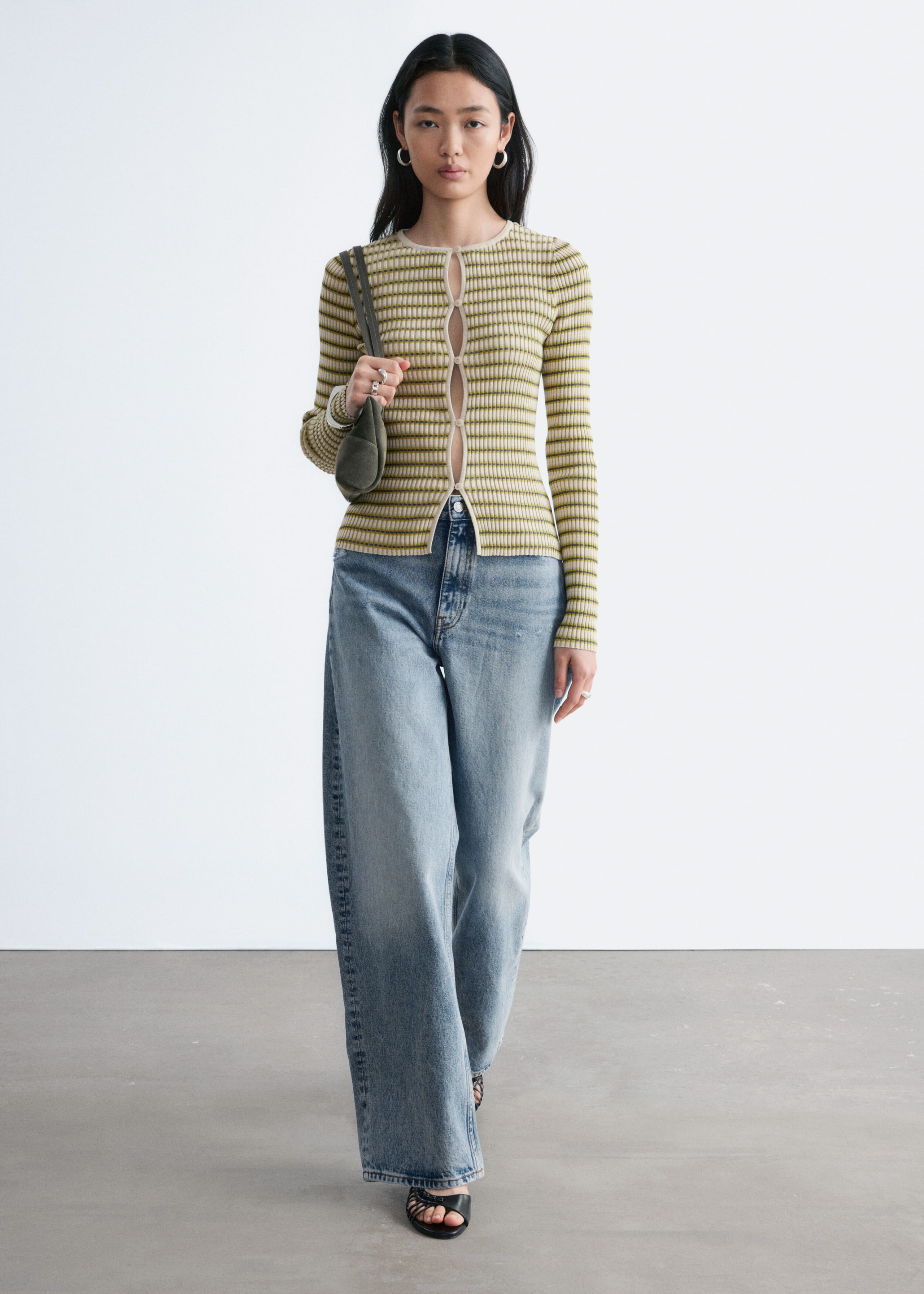 Image of Cardigan in maglia a coste con fessure sul davanti