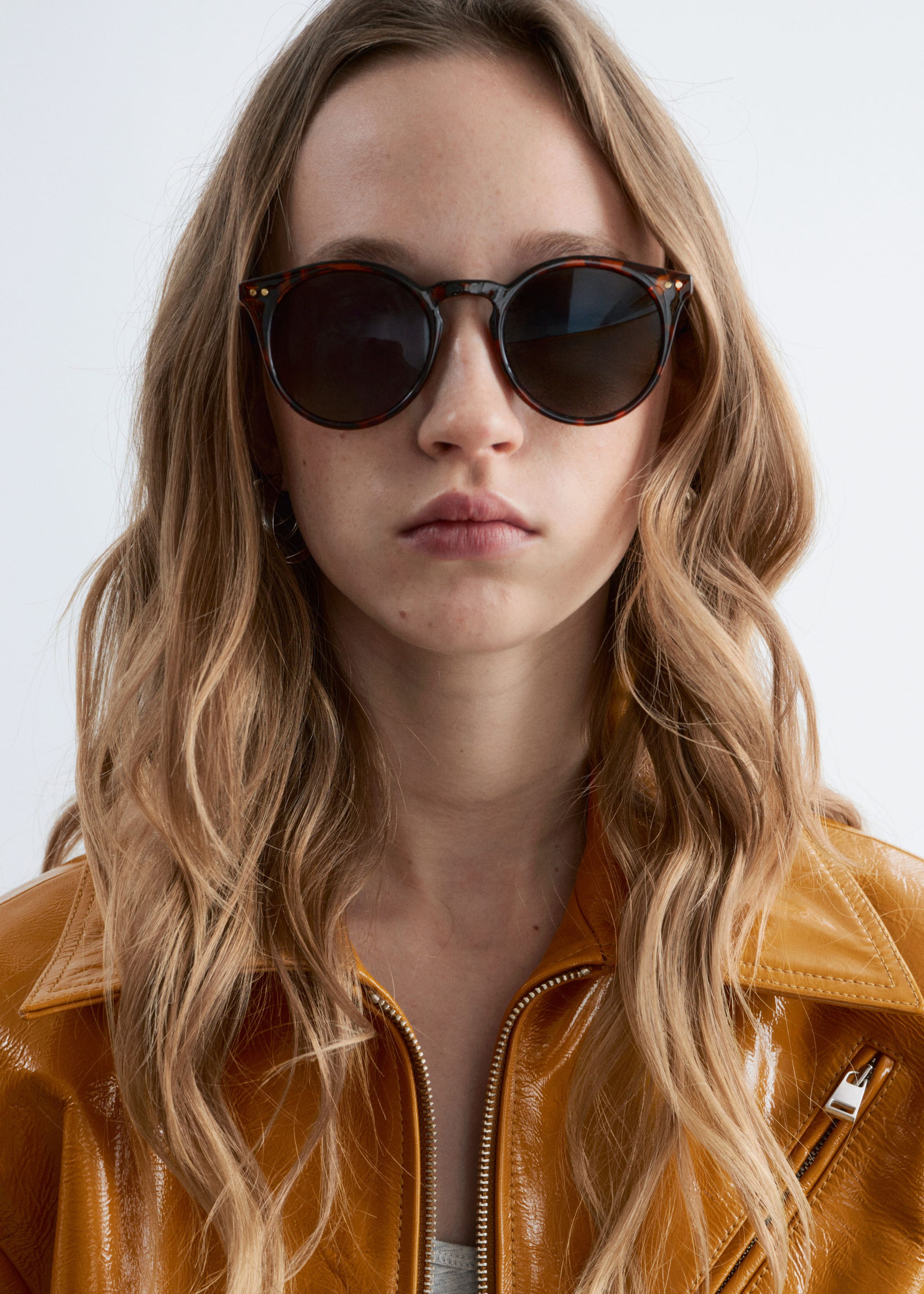 Image of Classic Round Frame Sunglasses