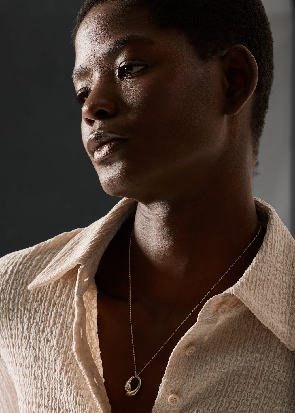 Textured Long-Sleeve Poloshirt - Beige - Lookbook