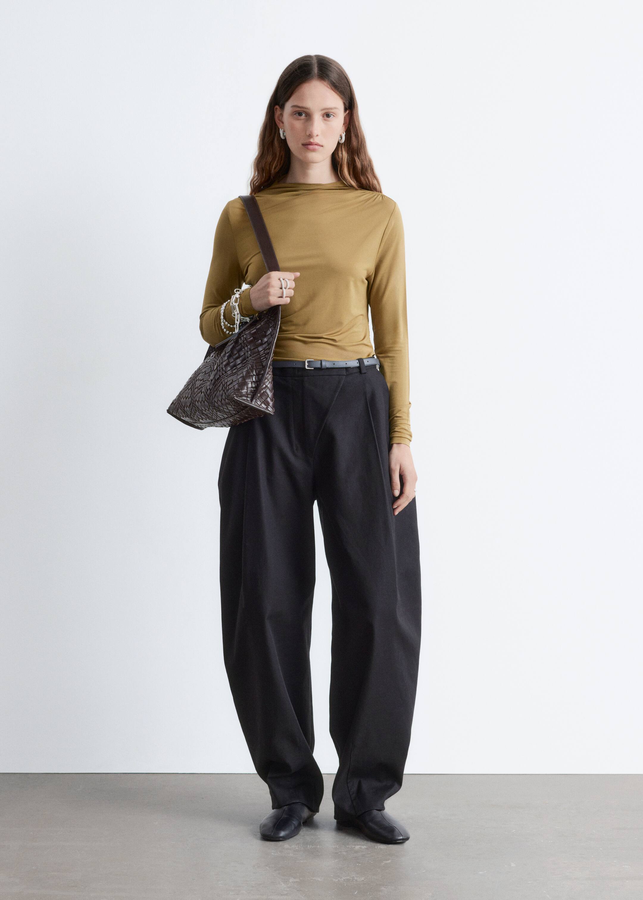 Ver imagen más grande: Pantalones de perneras de barril - Negro - MUJER | H&M ES 1