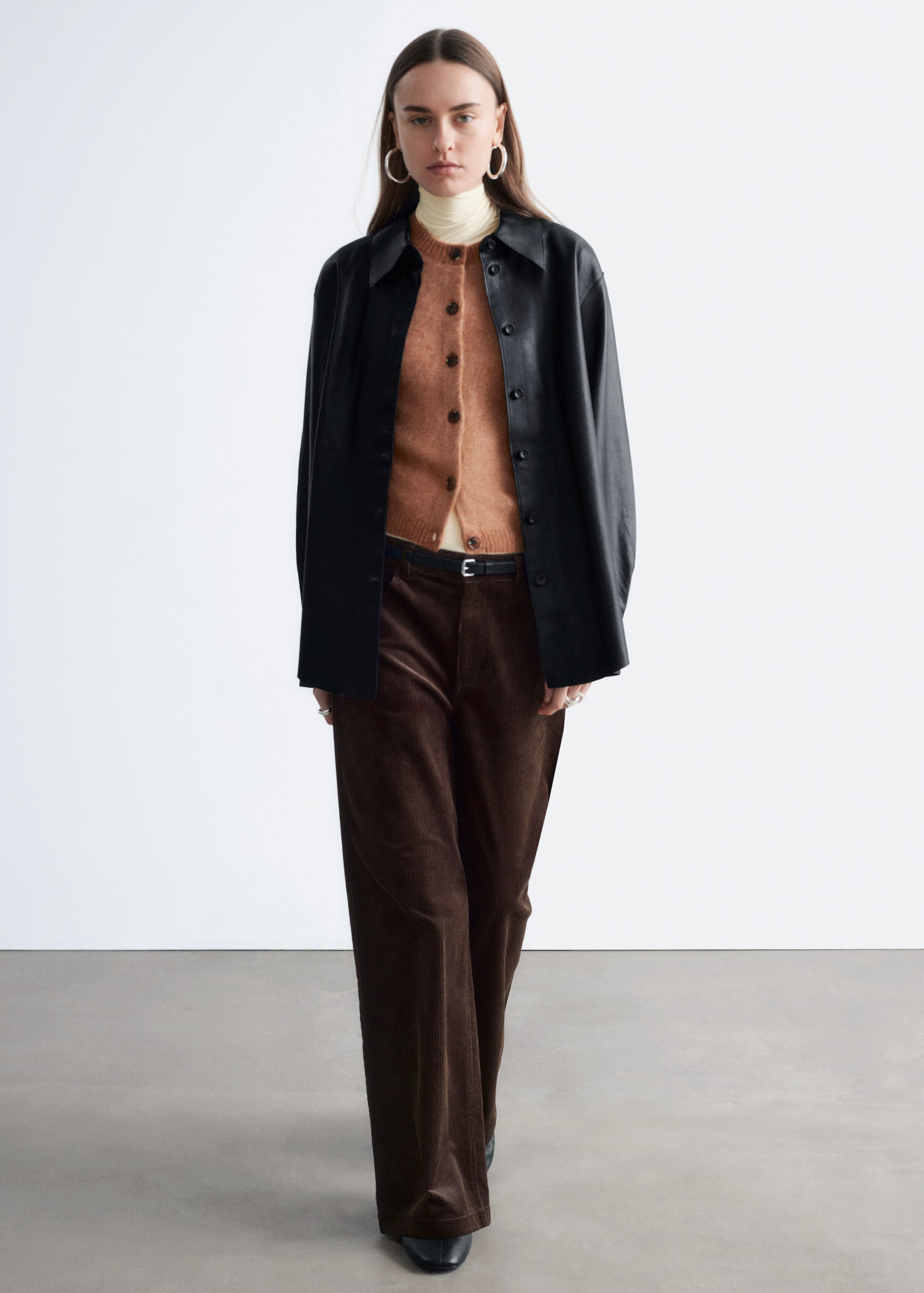 Προβολή μεγαλύτερης εικόνας: Παντελόνι Κορντουρόι με Φαρδιά Γραμμή - Σκούρο Καφέ - Ladies | H&M GR 2