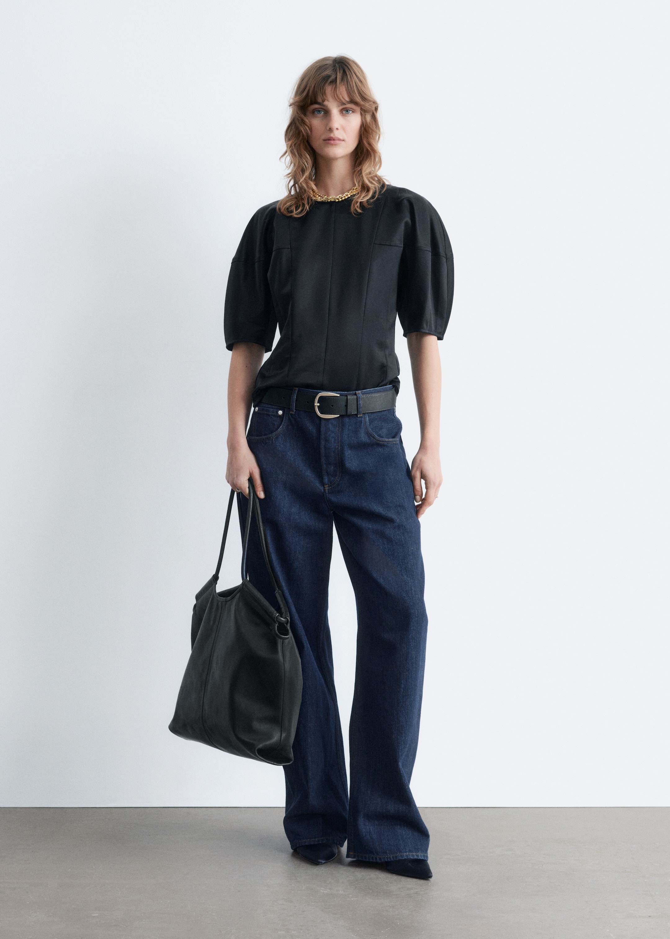 Visualizza immagine più grande: Maglia in raso con maniche a sbuffo - Nero - DONNA | H&M IT 2