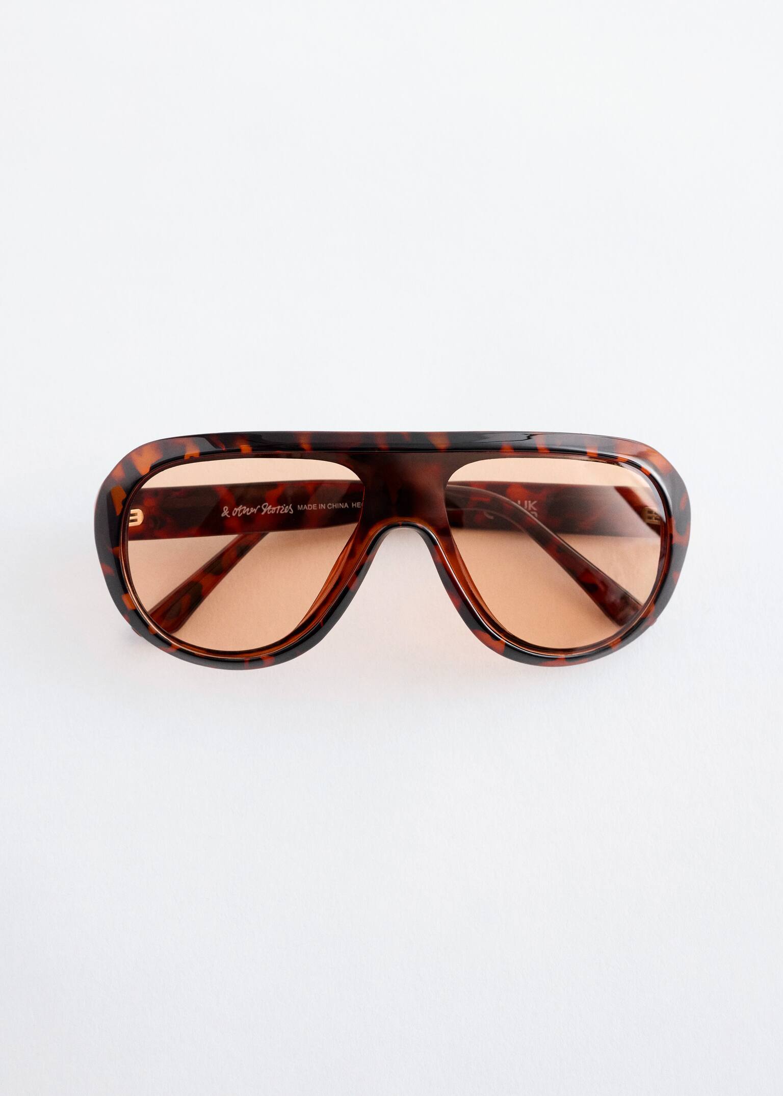 Markante Sonnenbrille mit Pilotenrahmen - Dunkelbraunes Schildpatt/Braun meliert - 2