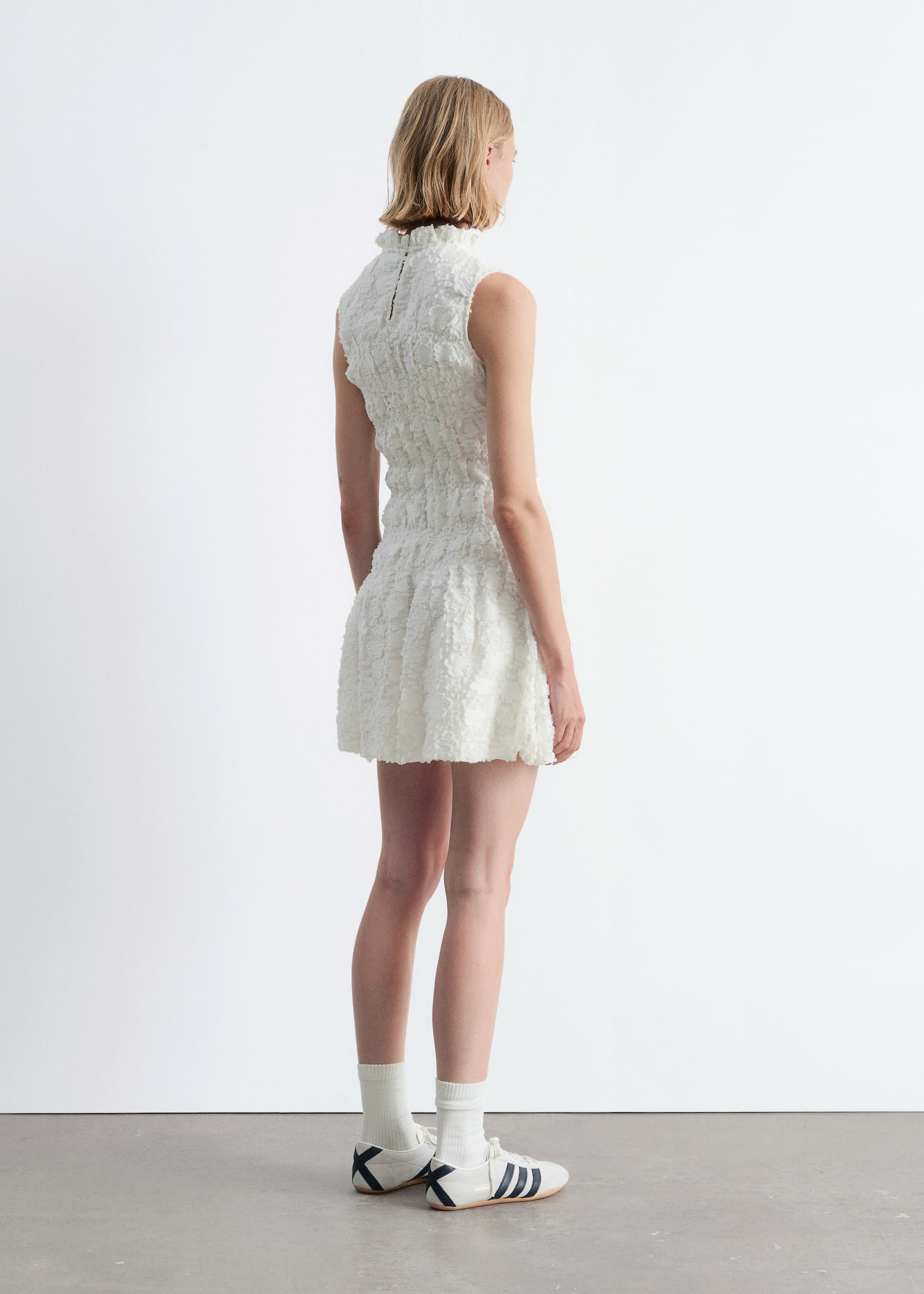 Minivestido com franzidos - Branco/Amarelo/Padrão floral - 5