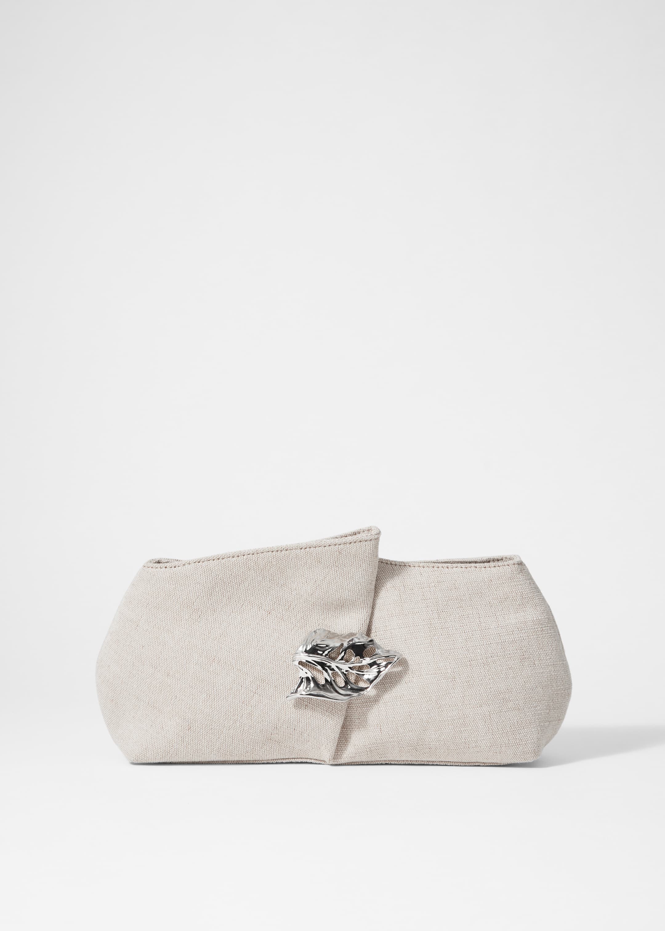 Προβολή μεγαλύτερης εικόνας: Leaf-Brooch Canvas Clutch - Ανοιχτό Μπεζ - Ladies | H&M GR 3