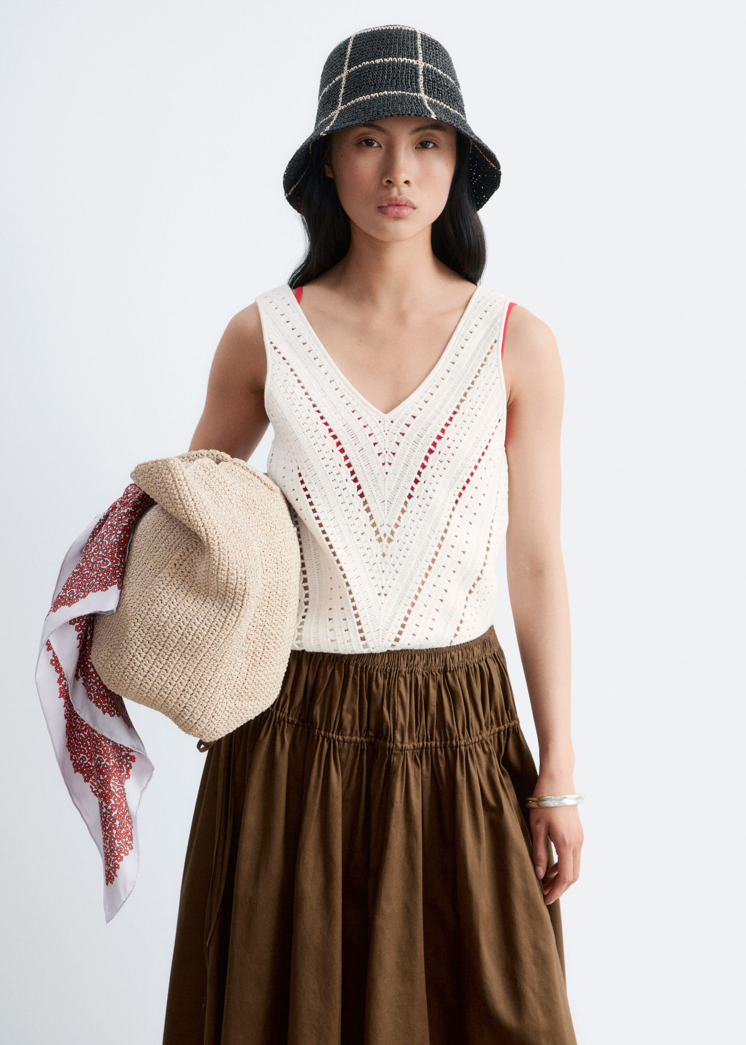 Häkeloberteil mit V-Ausschnitt - Weiß - Lookbook