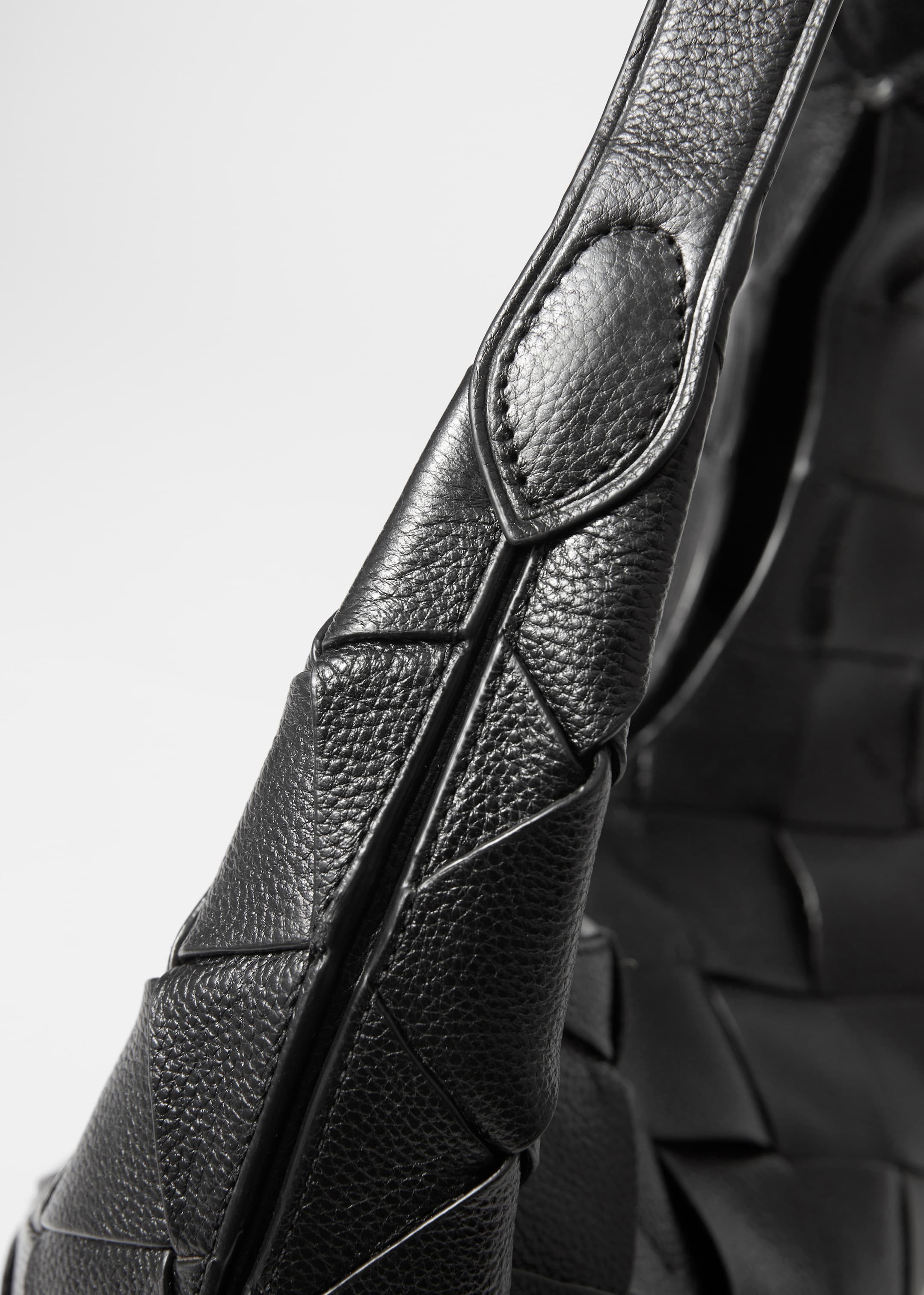 Zobacz większy obraz: Pleciona skórzana torba - Czarny - ONA | H&M PL 5