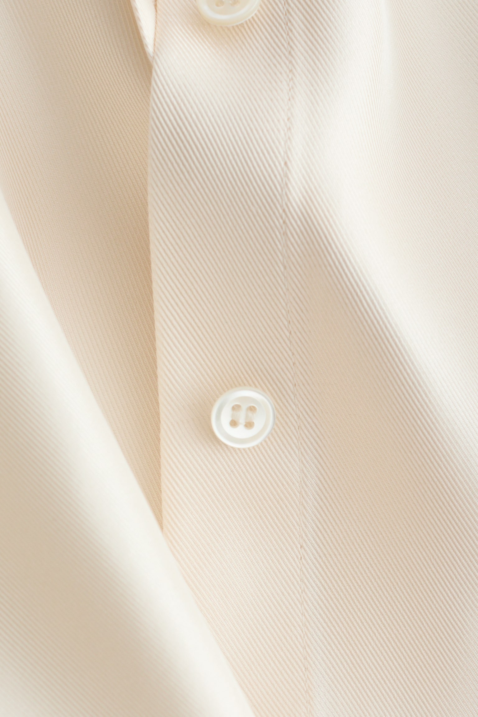 Sidenskjorta - Crèmevit/Brun/Mörkblå/Brun/vit prickig - 2