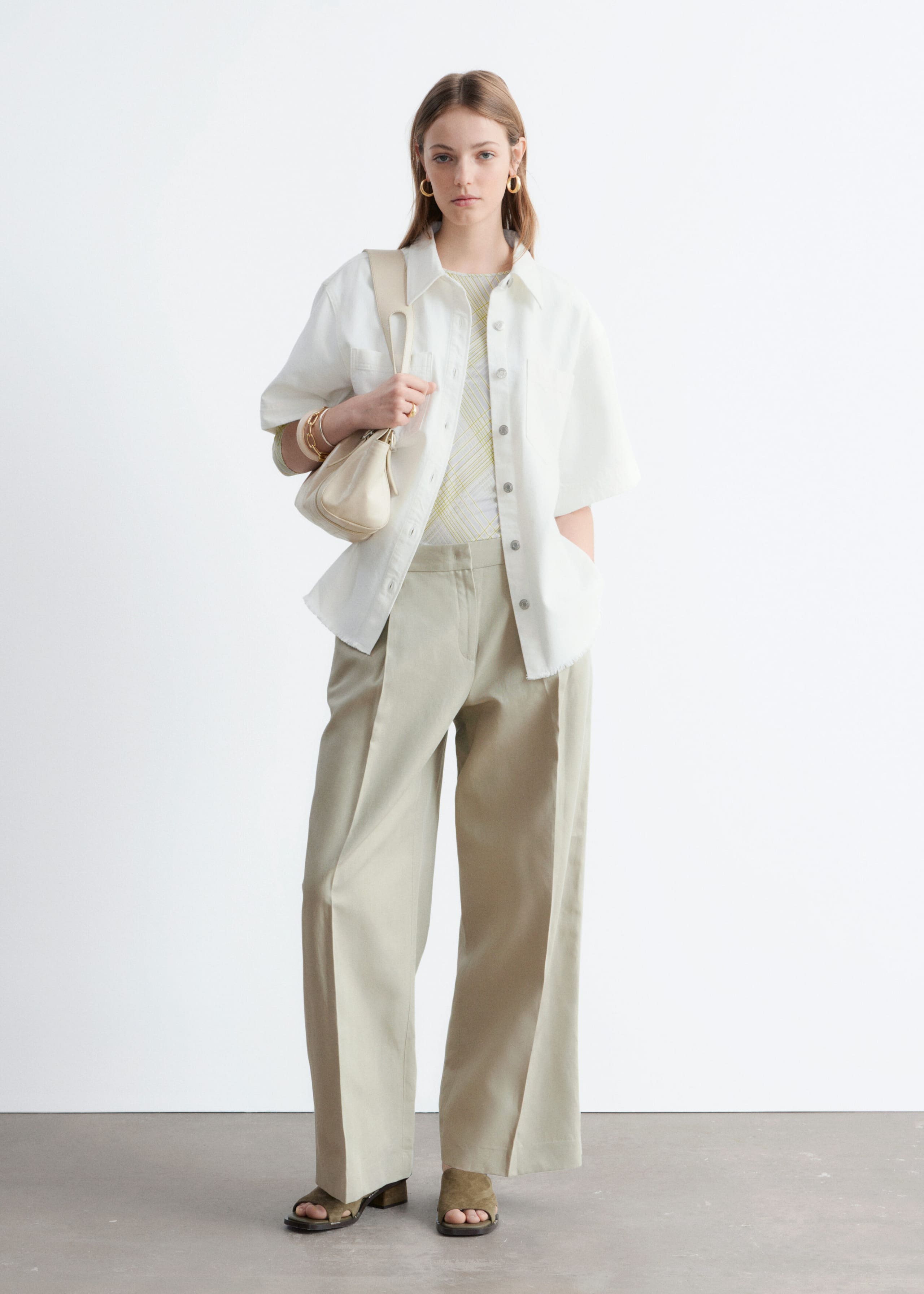 Relaxed Short-Sleeve Denim Shirt - White - Lookbook