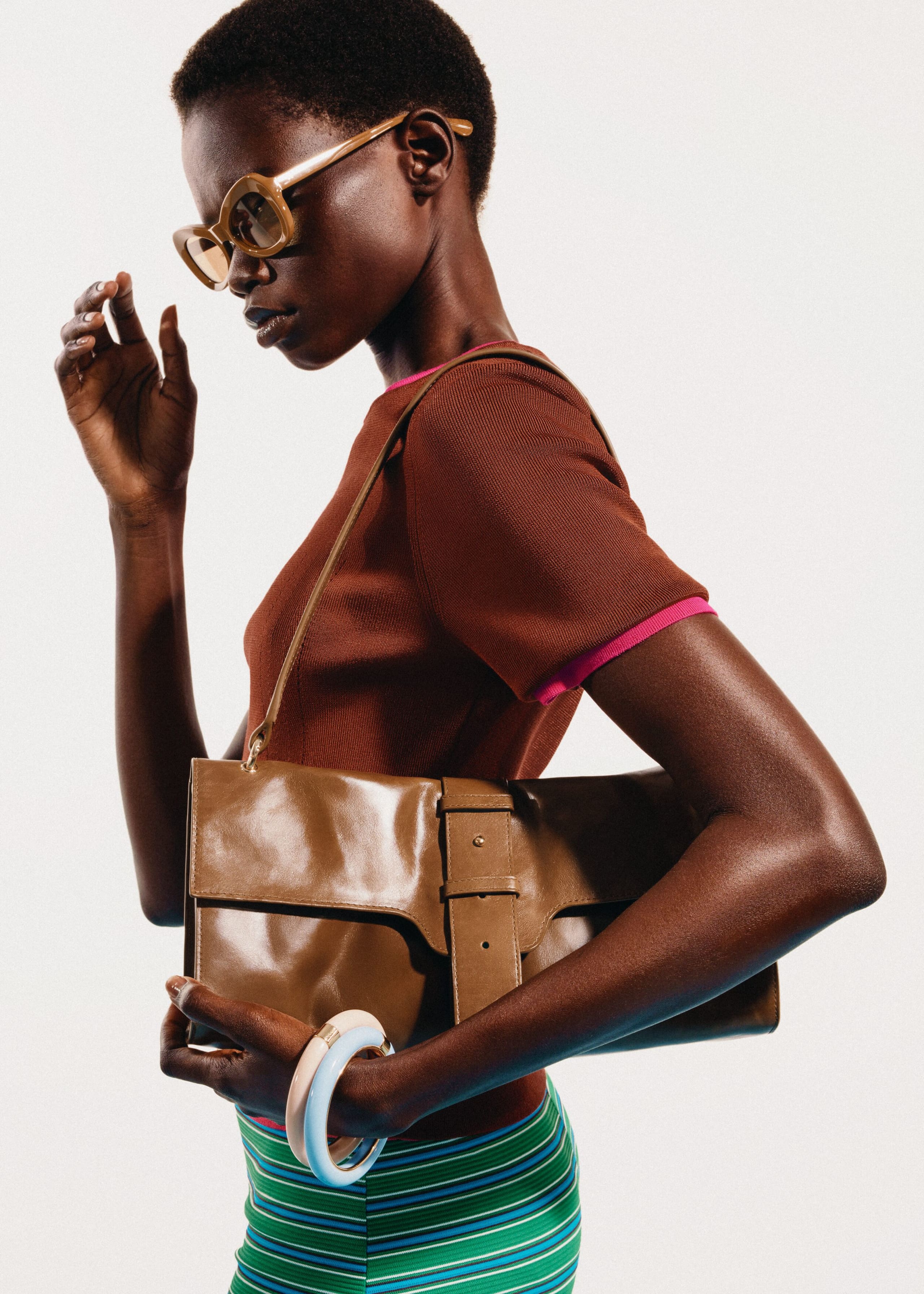 Leather Shoulder Bag - Brown - Still Life