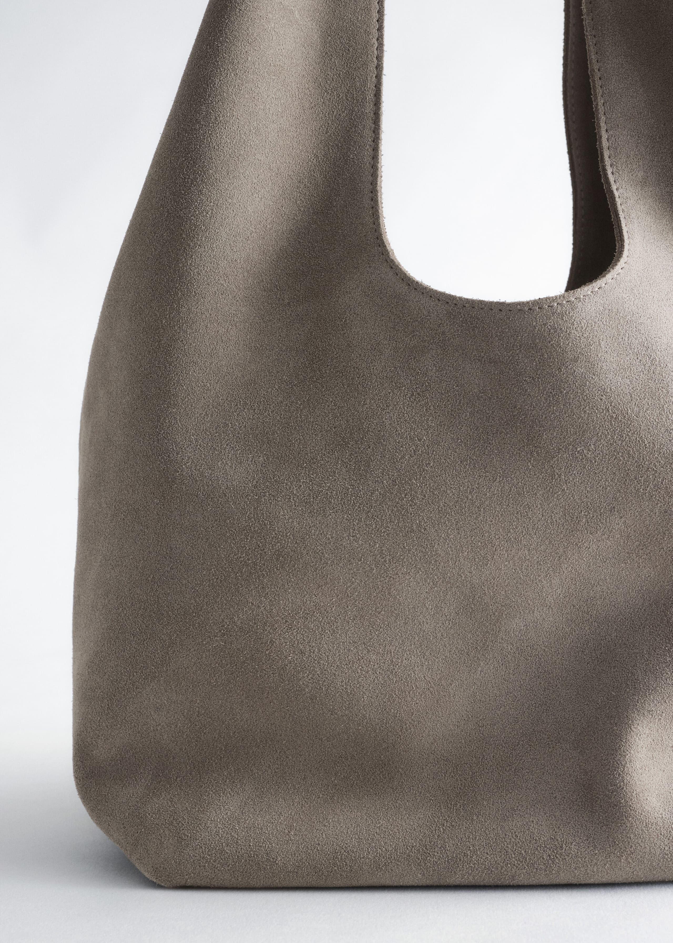 Split Suede Tote - {{variantName}} - Descriptive Detail