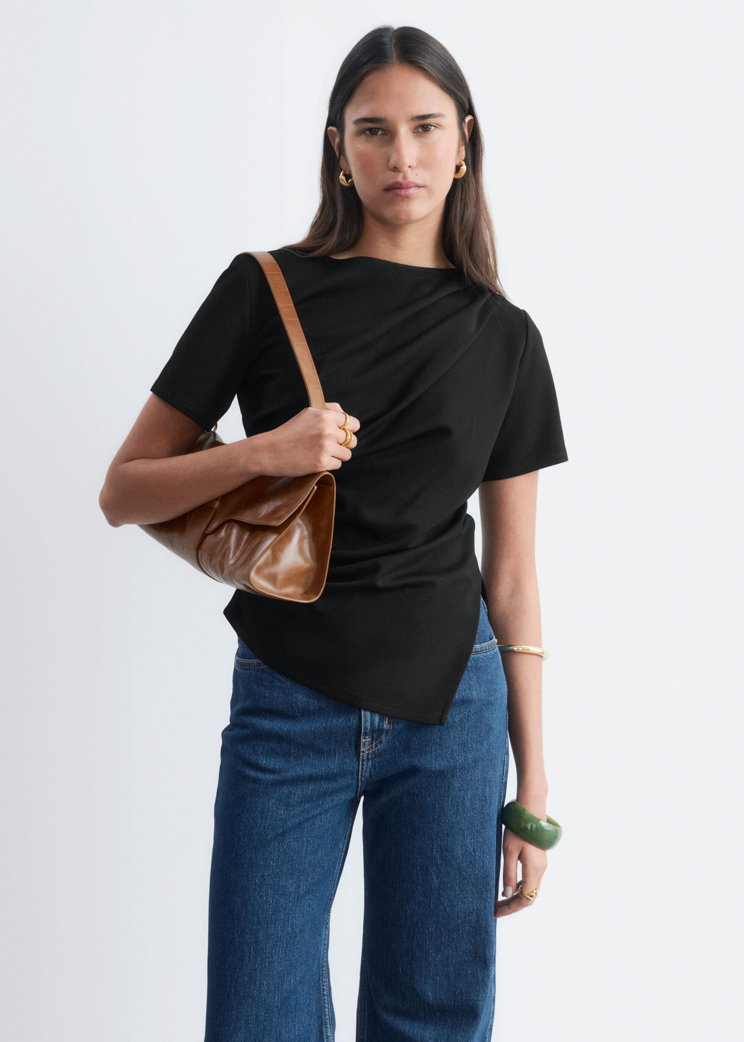 Draped Asymmetric T-shirt - Black - Still Life