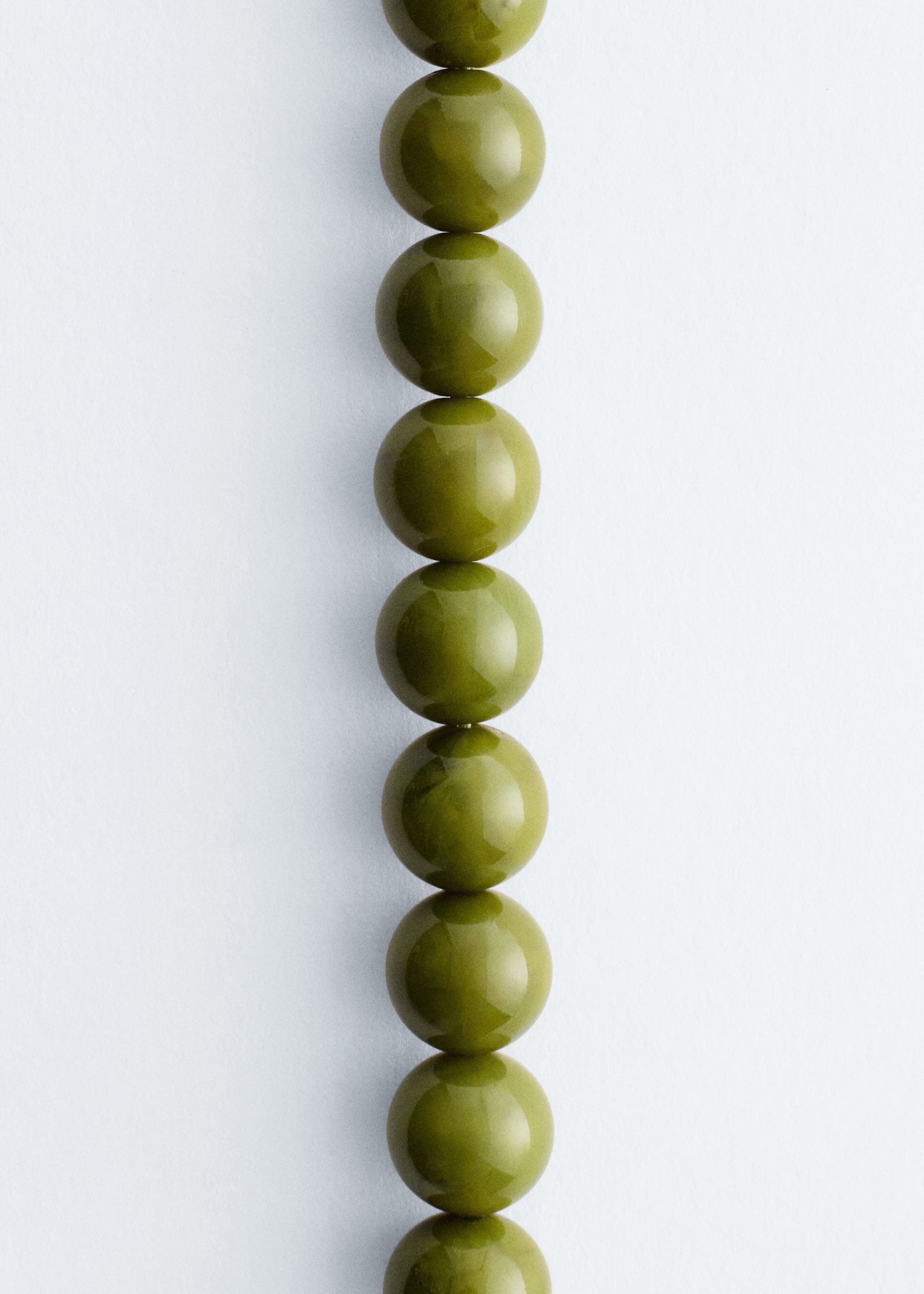 Image of Kurze Halskette mit Steinperlen
