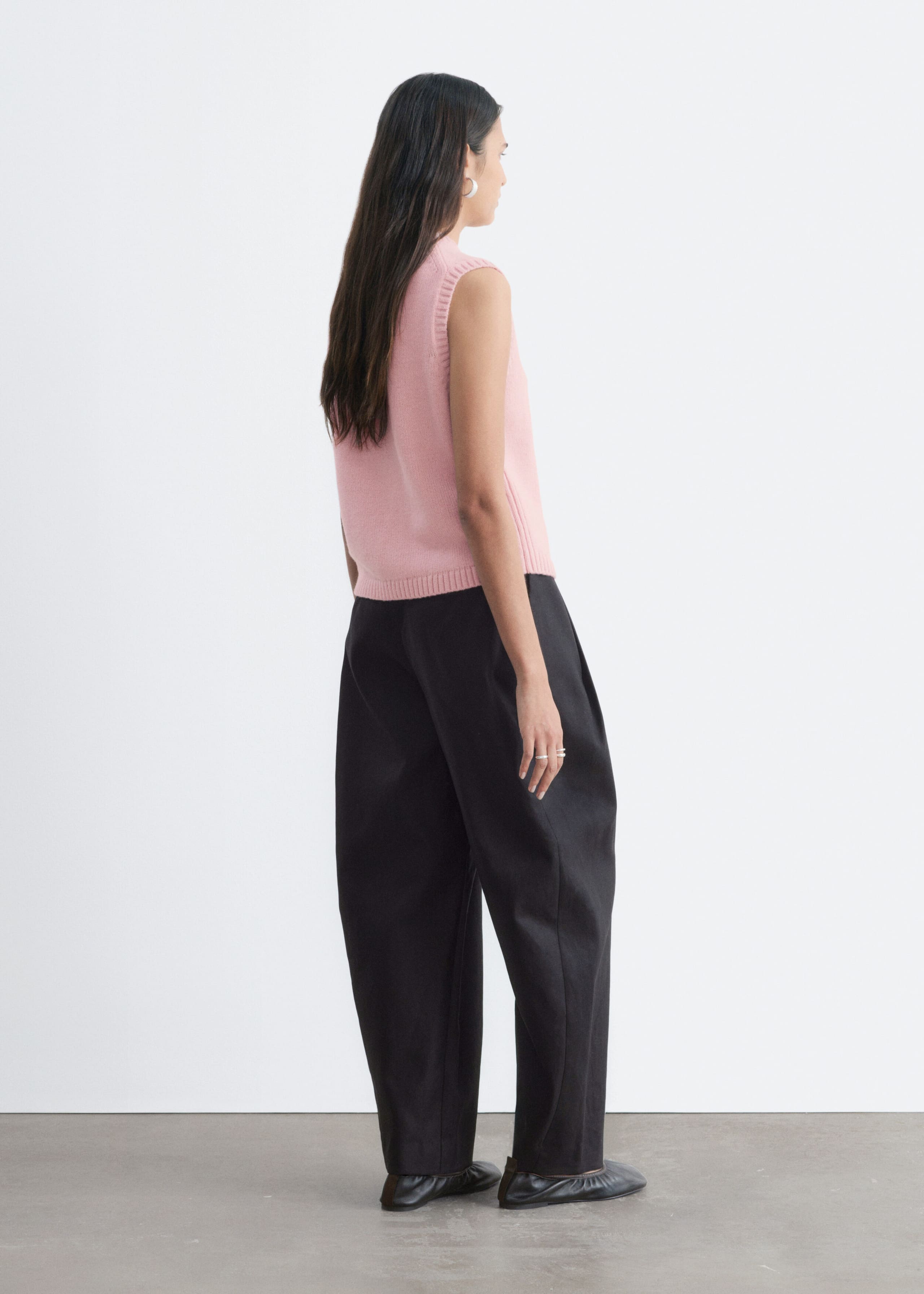 Wool-Cotton Knitted Vest - Black - Lookbook