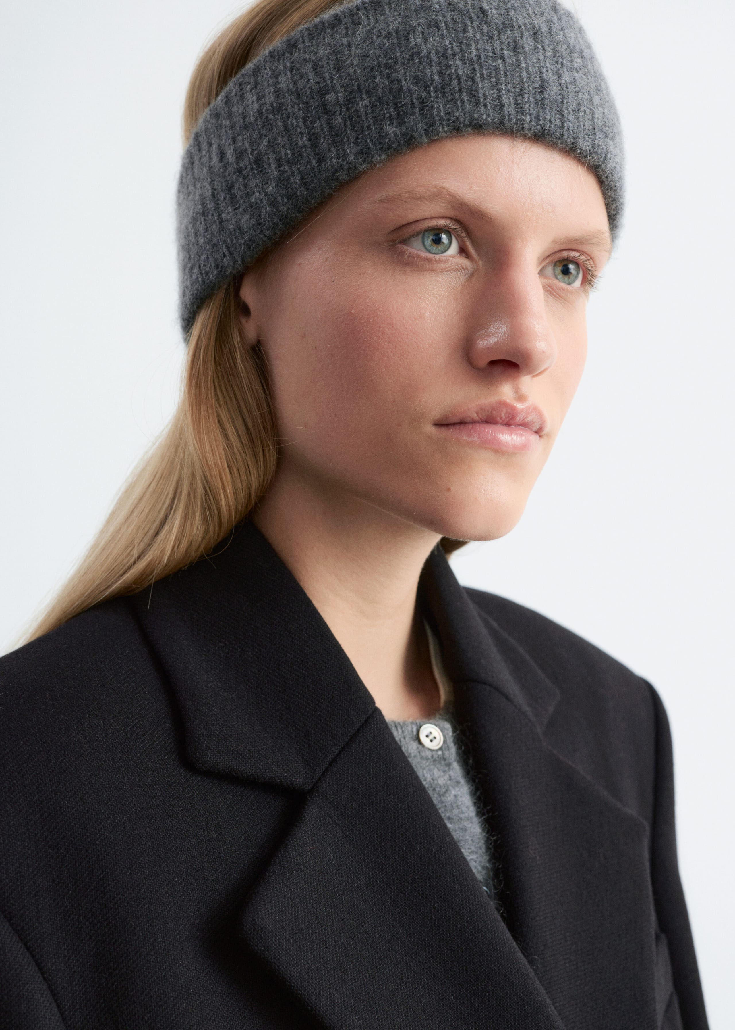 Cashmere Ribbed Headband - Dark Brown - Lookbook