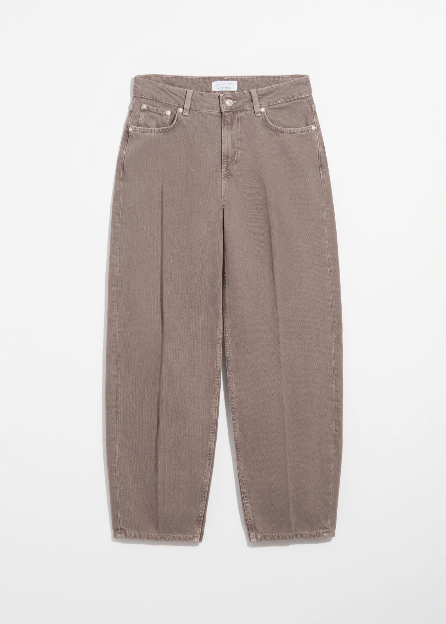 Krótkie jeansy z szerszymi zwężanymi nogawkami - Mole - 1