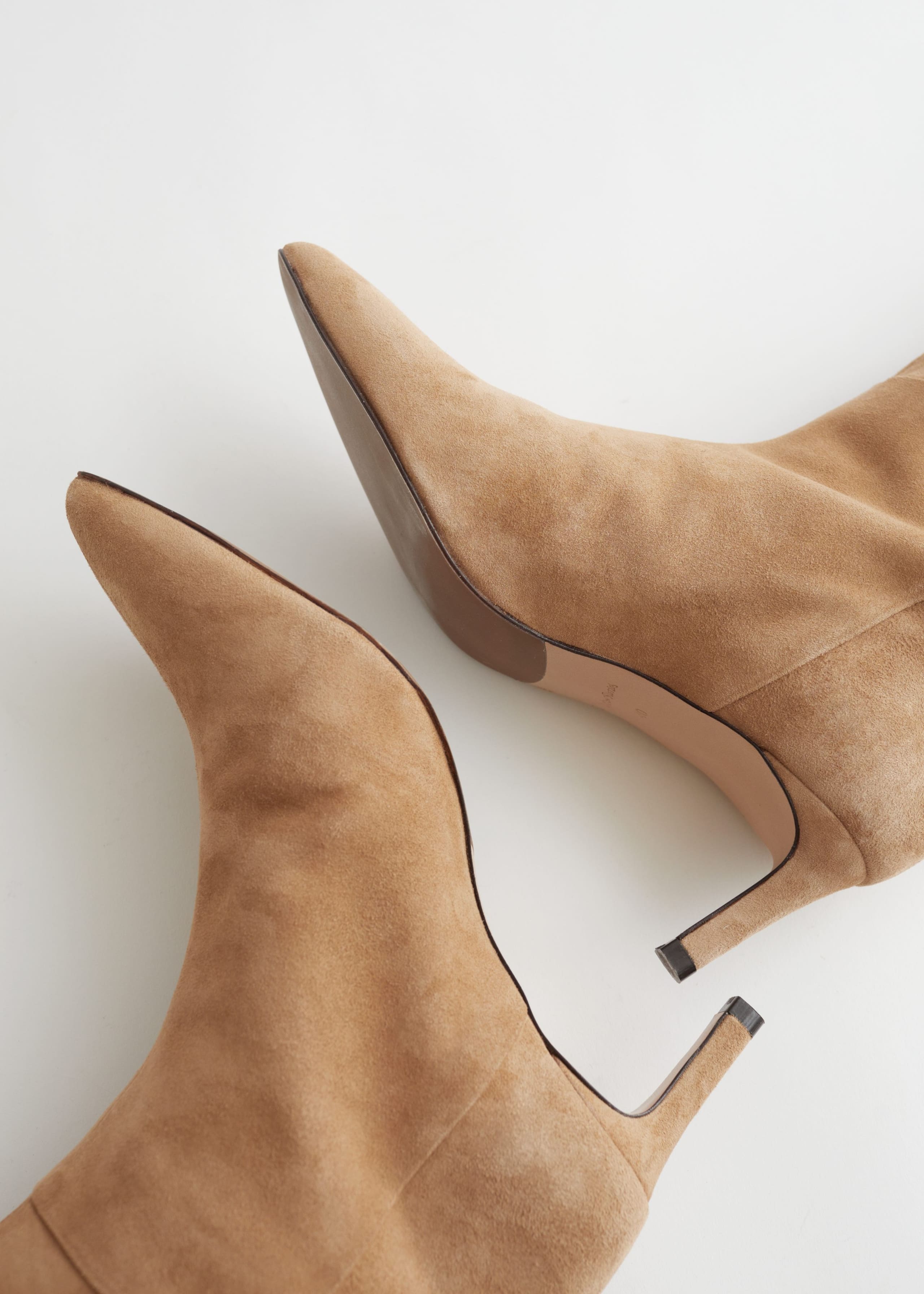 Knee High Leather Boots - {{variantName}} - Descriptive Detail