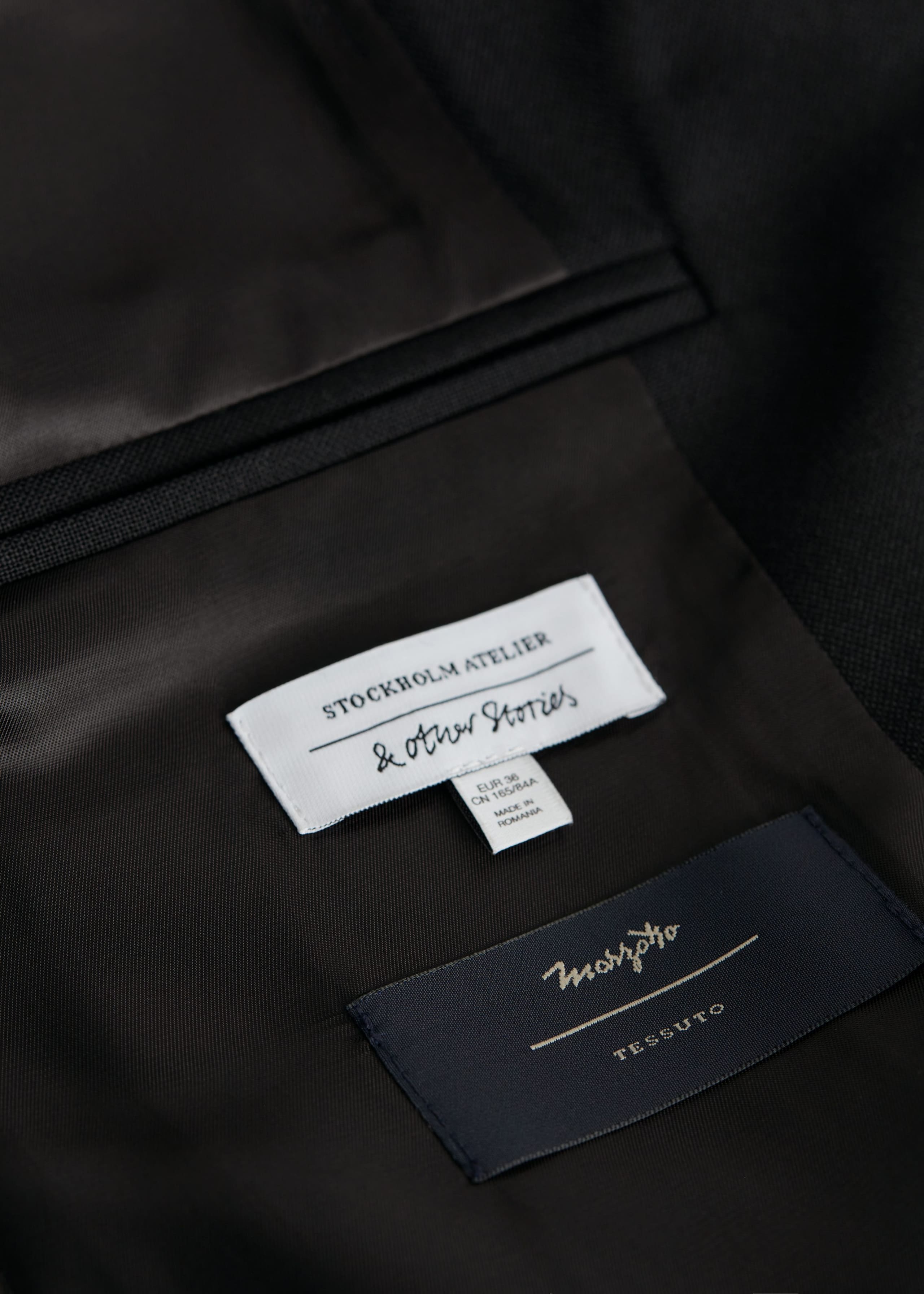 Oversized kavaj i ull – {{variantName}} – detaljerad beskrivning