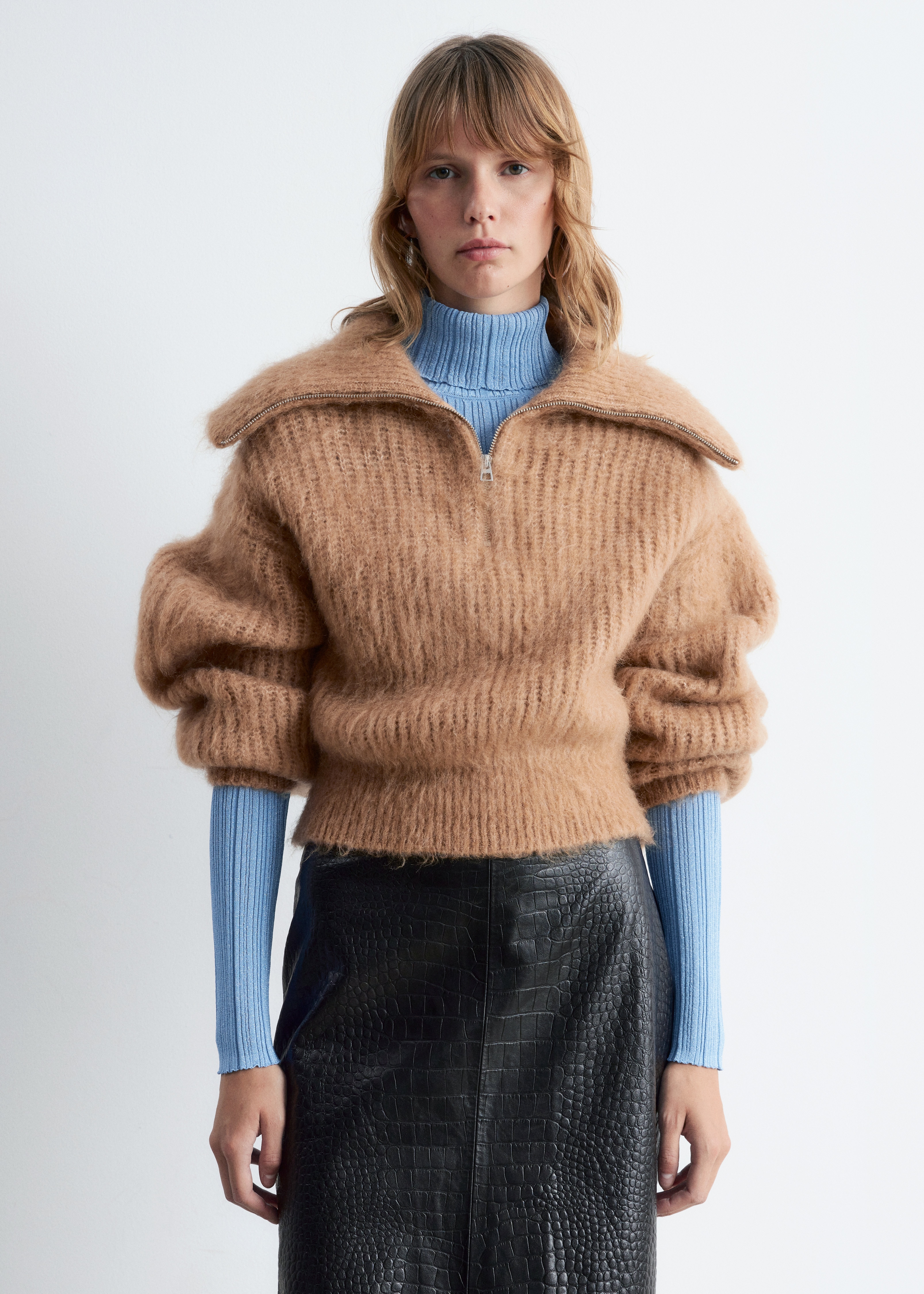 Рипсено плетено яке с цип - Бежово