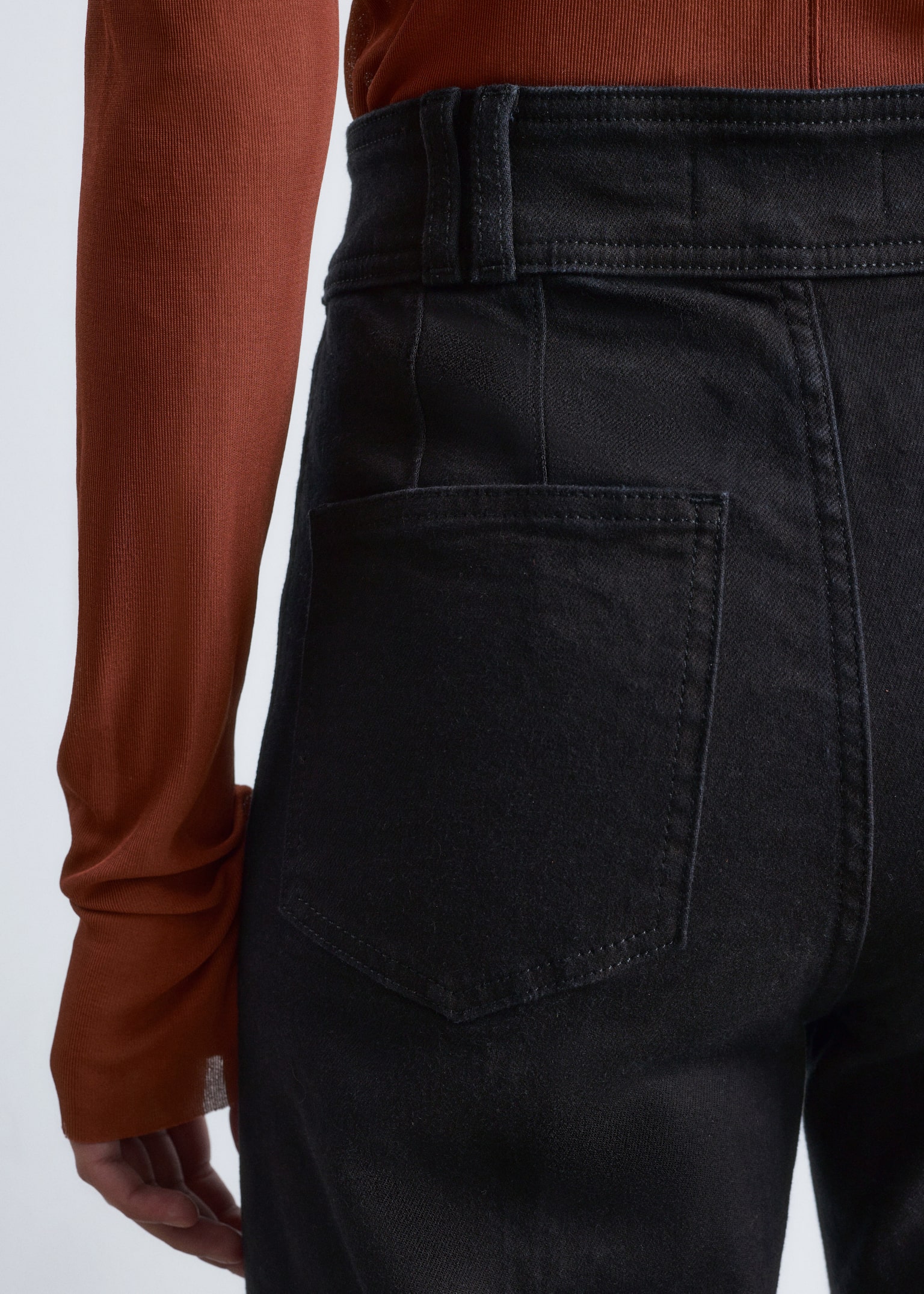 Press-Crease Flared Jeans - Black/Washed Mid Blue/Washed Light Blue - 3