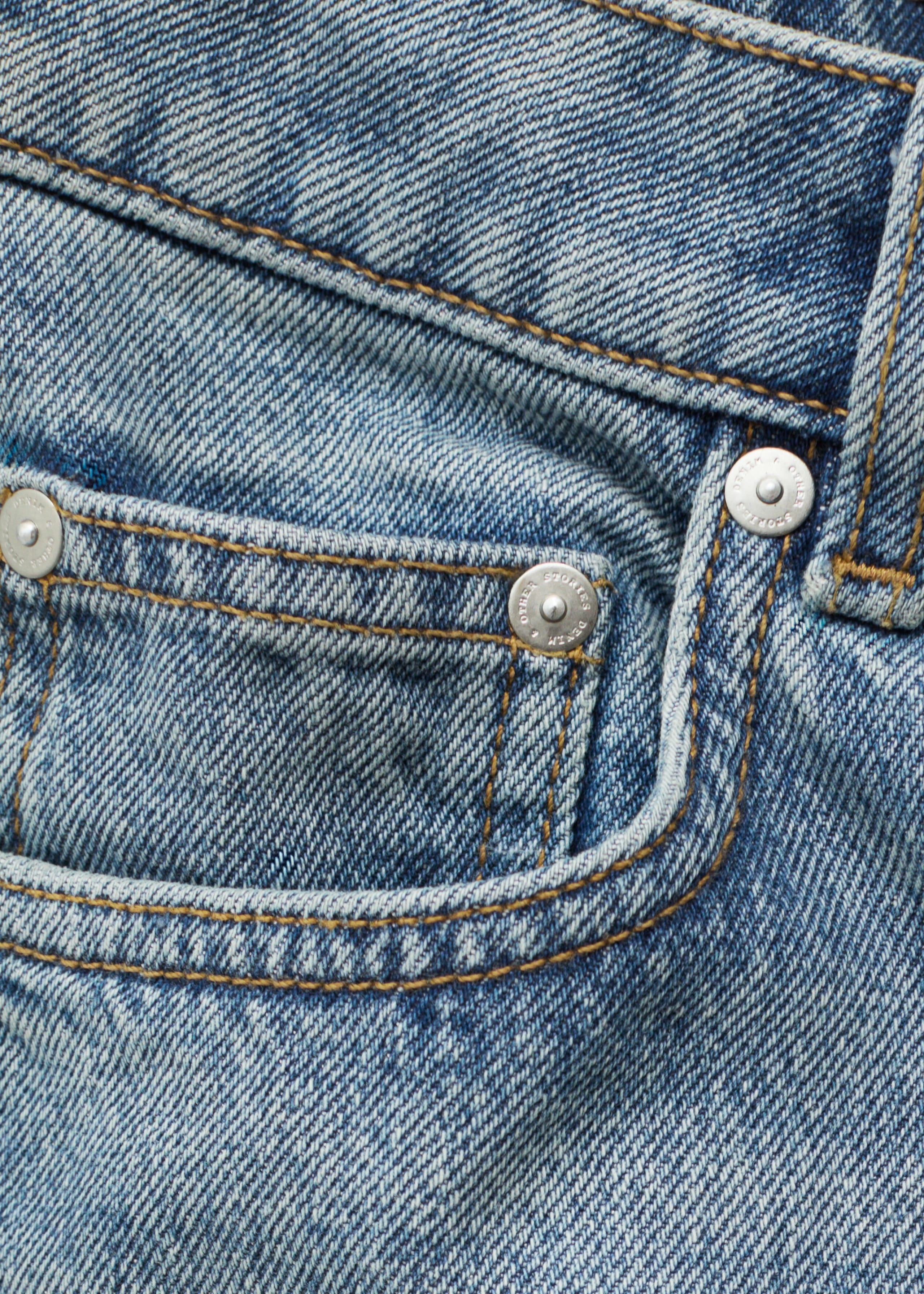 Low-Waist Denim Mini Shorts - {{variantName}} - Descriptive Detail