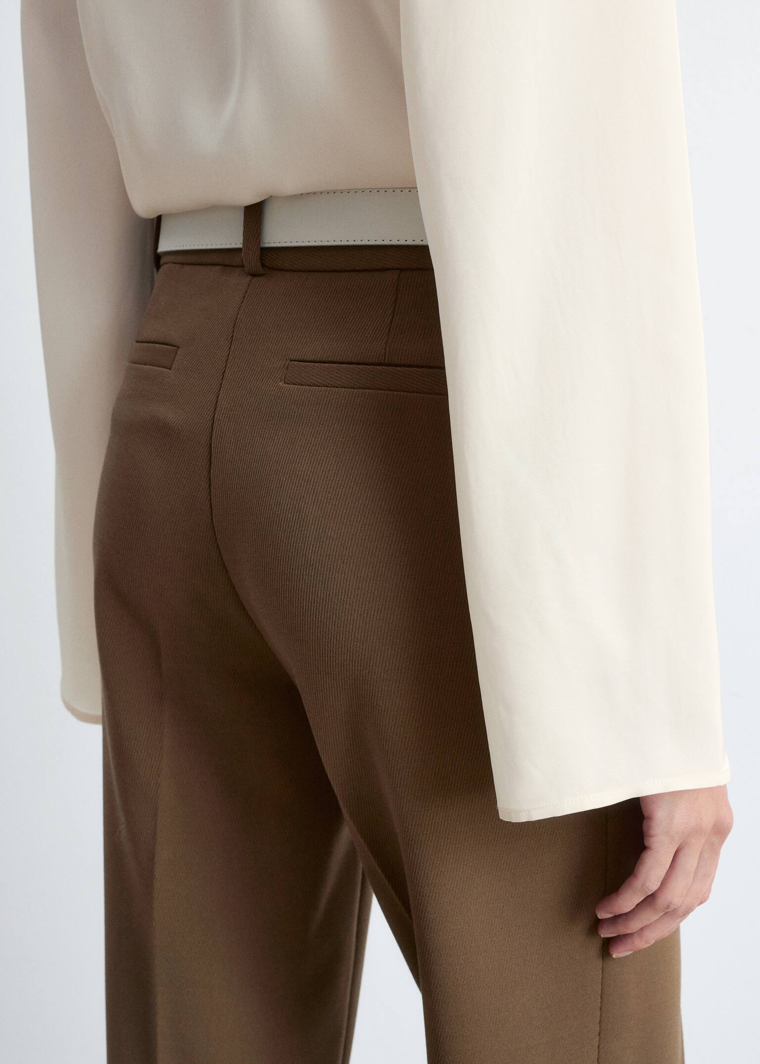 Bukser med smalle ben og pressefolder - Kakibrun/Sort - 5