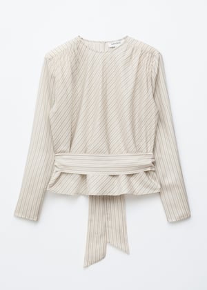 White/Diagonal Stripes