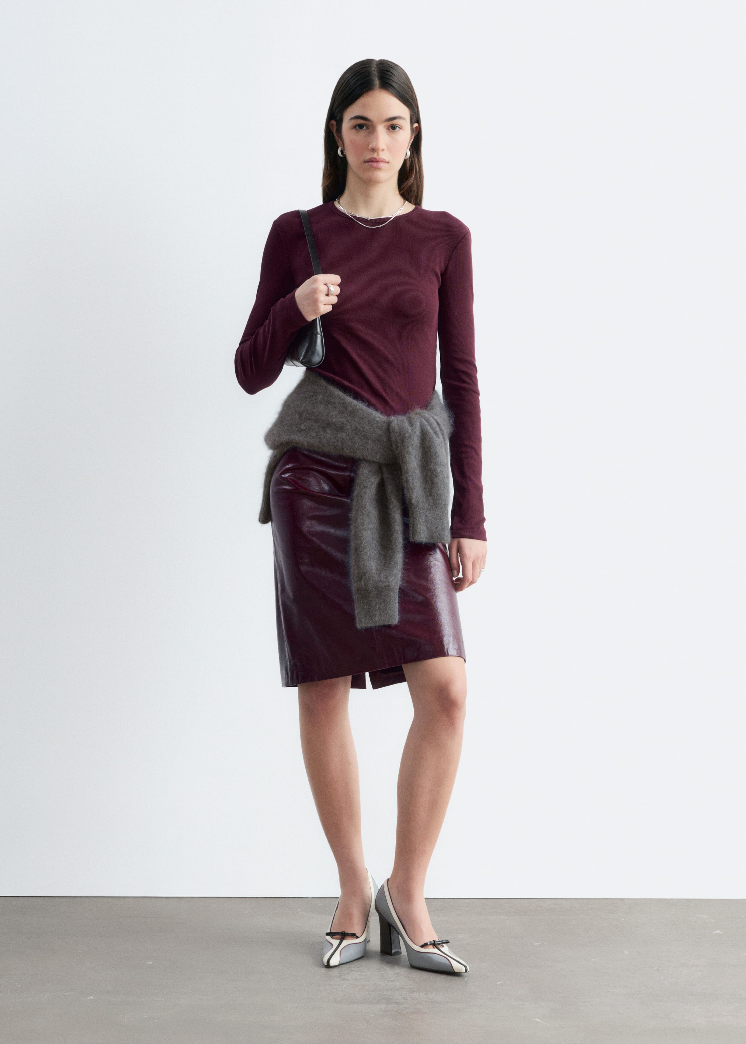Ribbed Long-Sleeve Top - Black - Lookbook