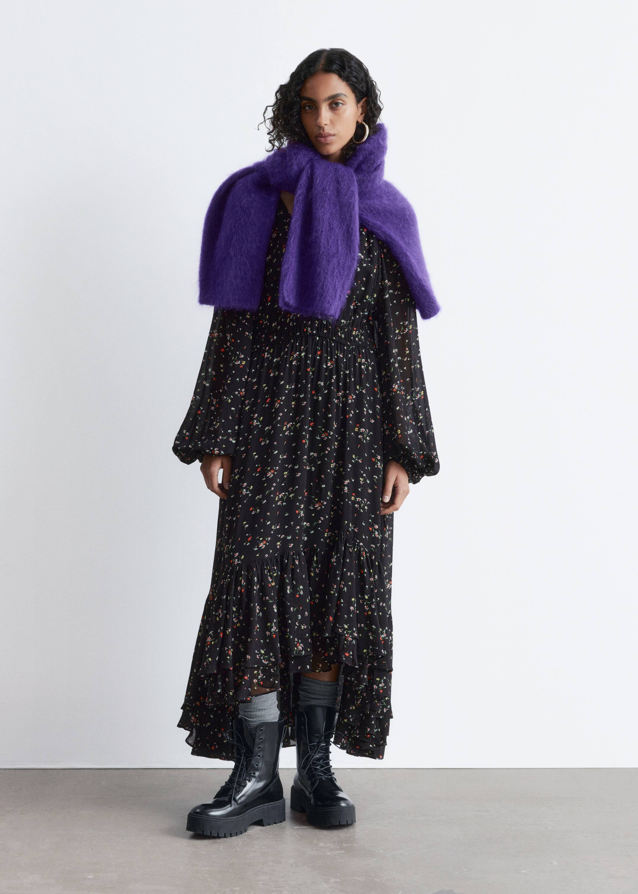 Ver imagen más grande: Maxivestido de manga larga con volantes - Negro/Floral - MUJER | H&M ES 4