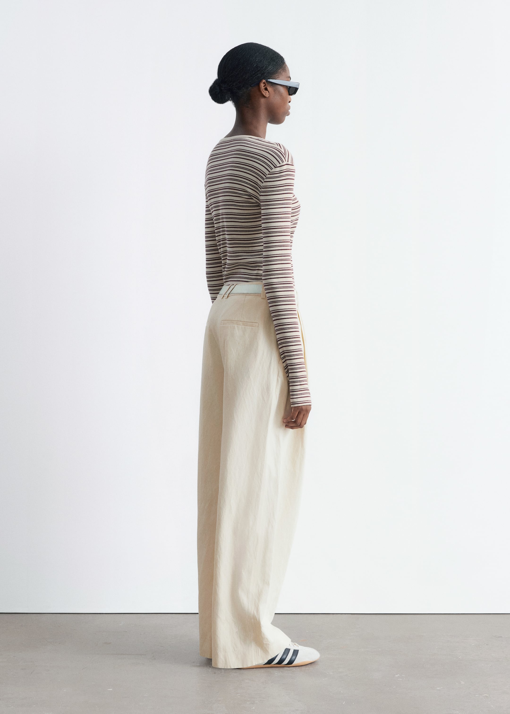 Ver imagem maior: Calças de perna larga - Creme - SENHORA | H&M PT 5