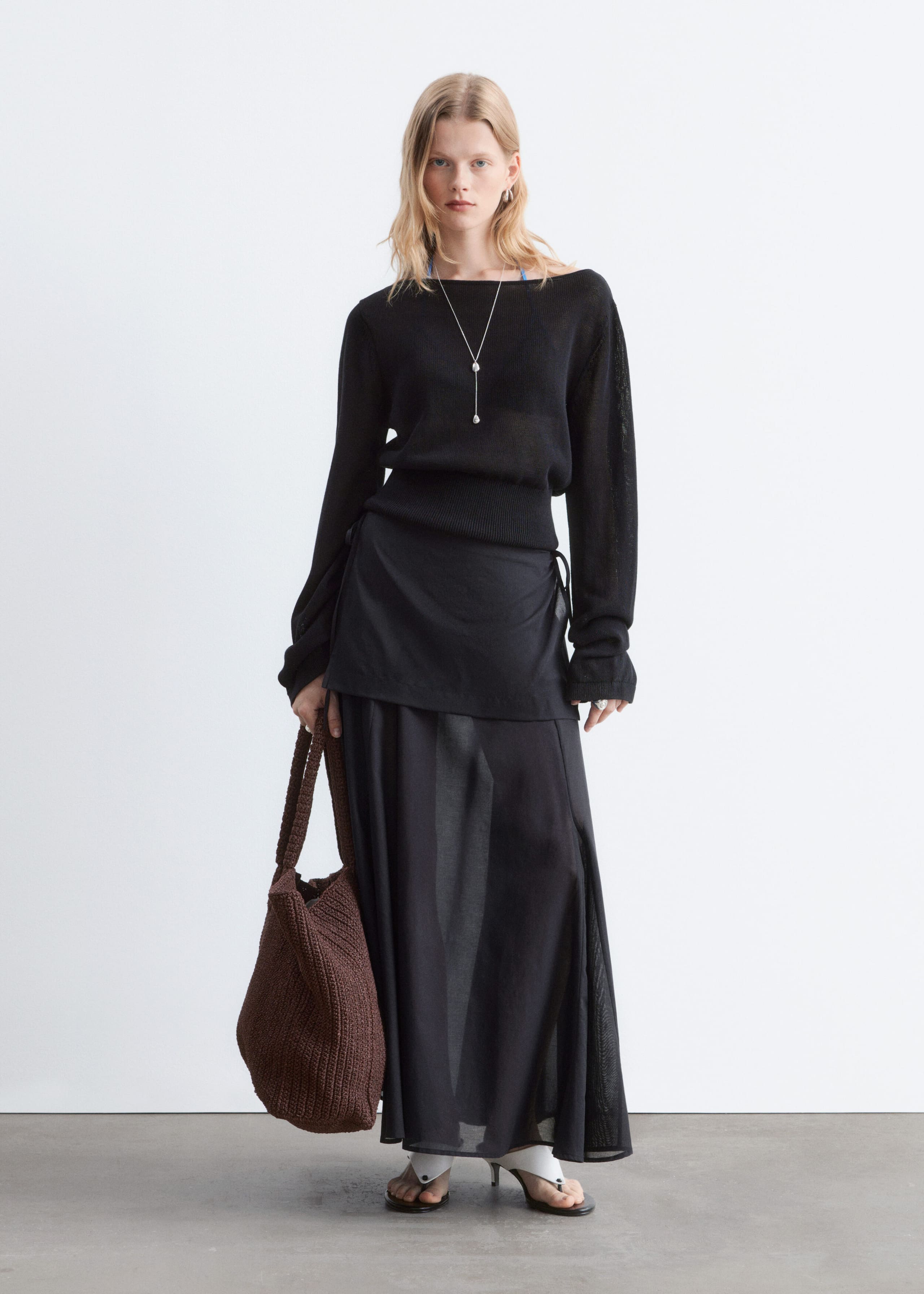 Durchscheinender Midi-Schürzenrock - Black - Lookbook